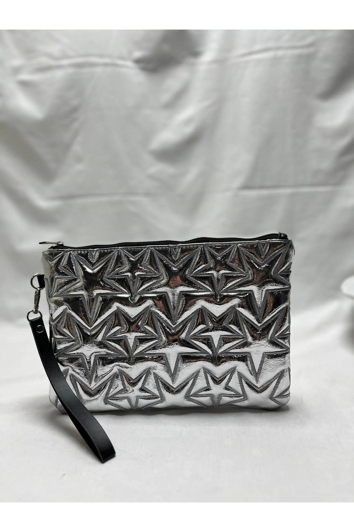 Gümüş renkli clutch kadın el çantası