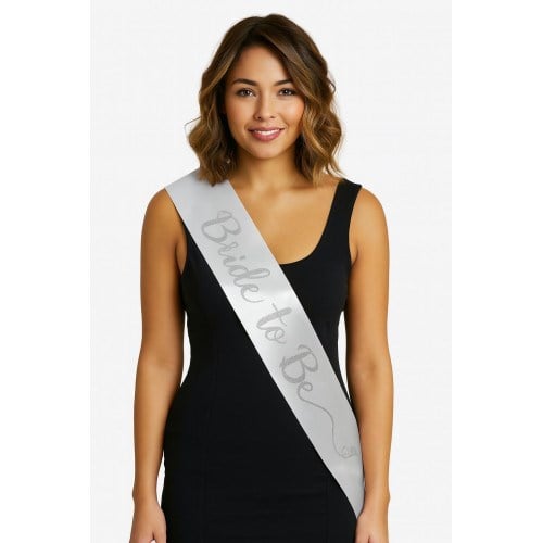 Beyaz Saten Üzerine El Yazısı İtalik Gümüş Bride To Be Kuşağı 10 cm Genişlik