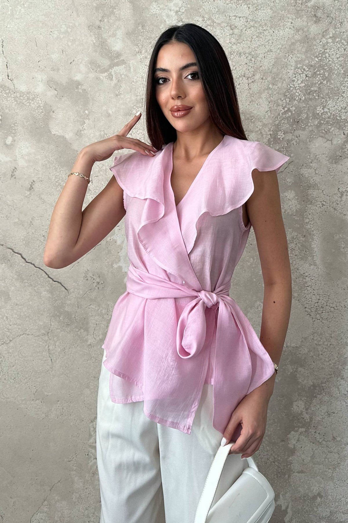 Pembe Belden Bağlamalı Bluz