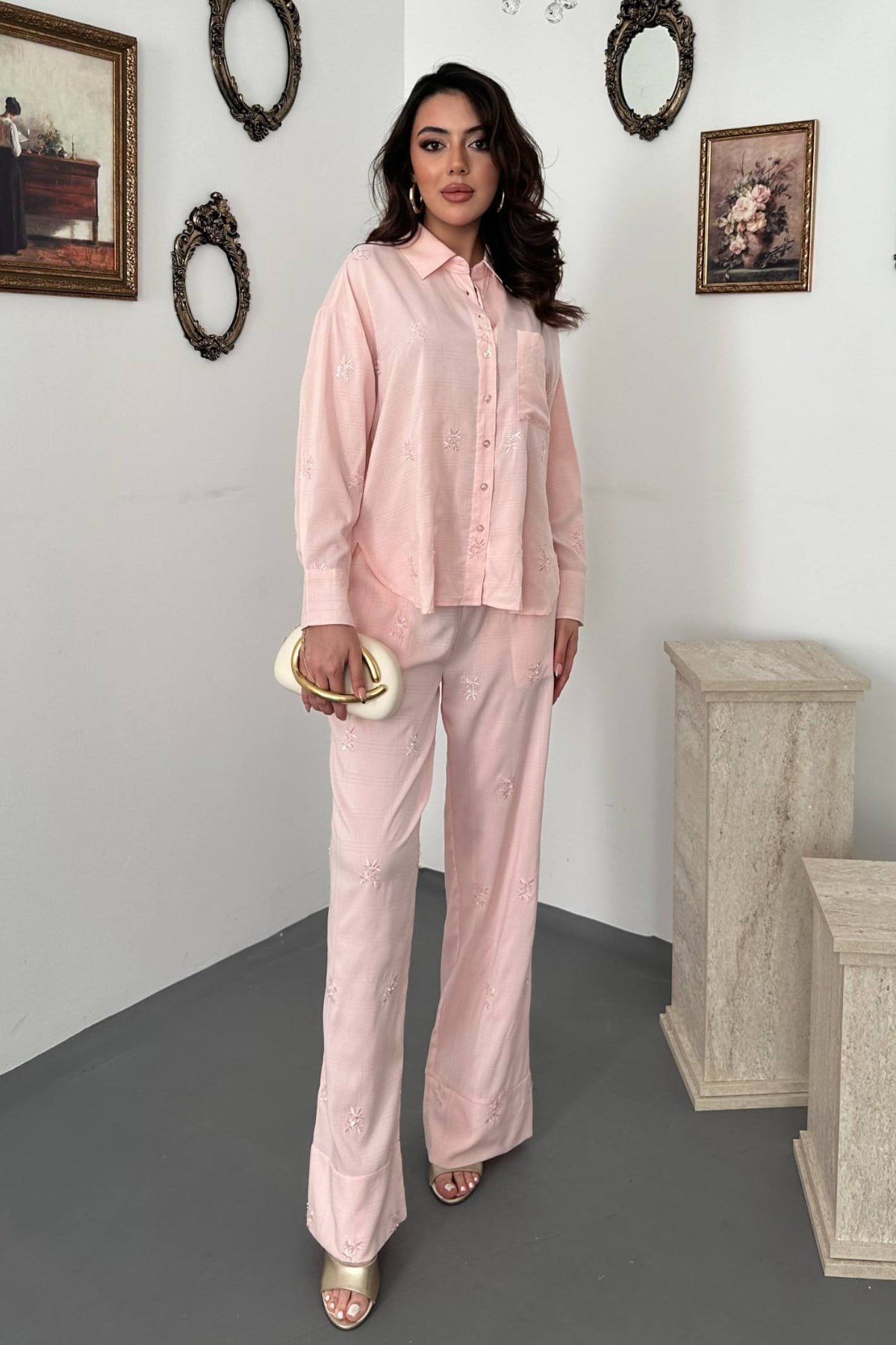 Pembe El İşlemeli Gömlek Pantolon Takım