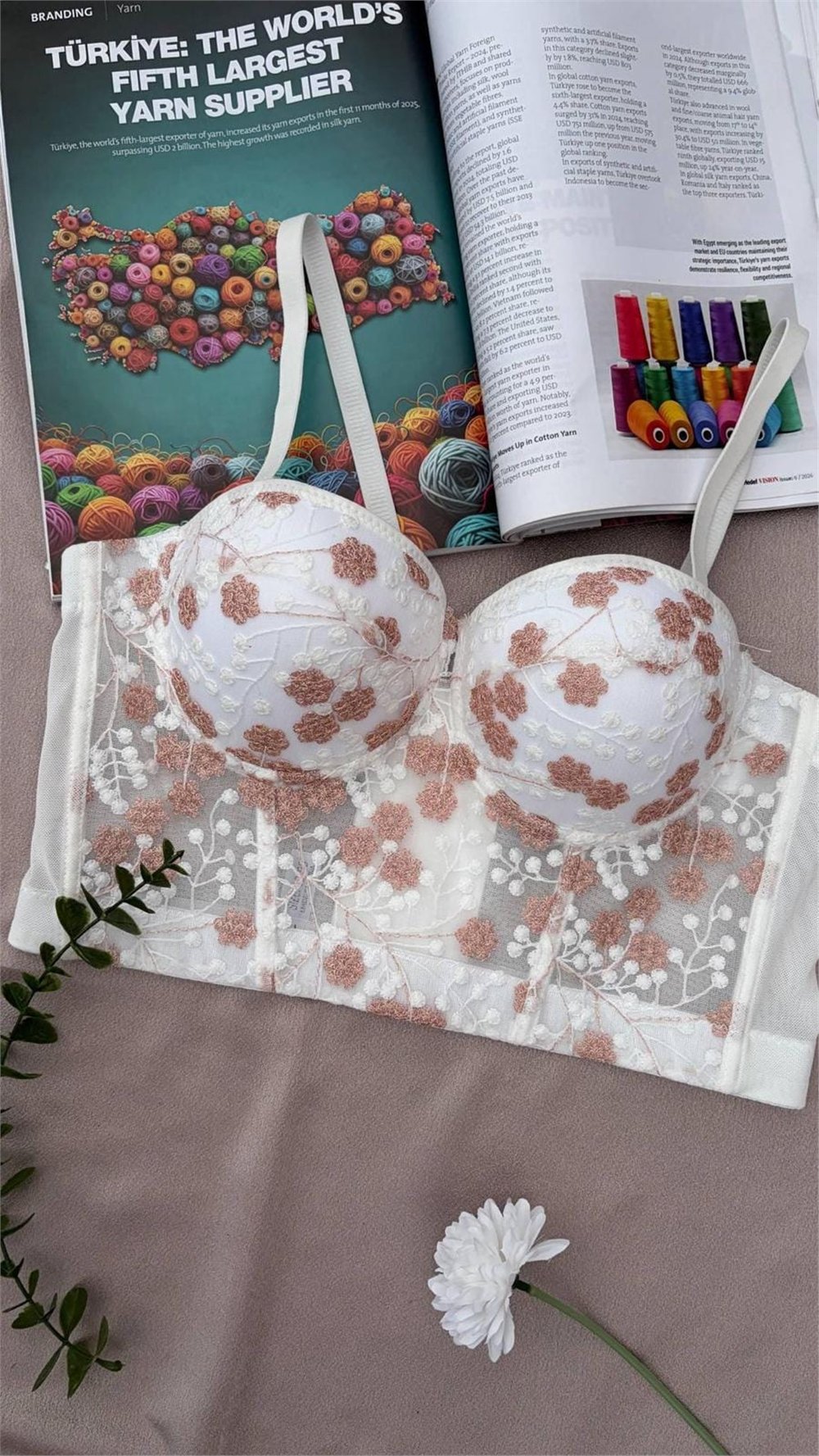 Beyaz Çiçekli Korse