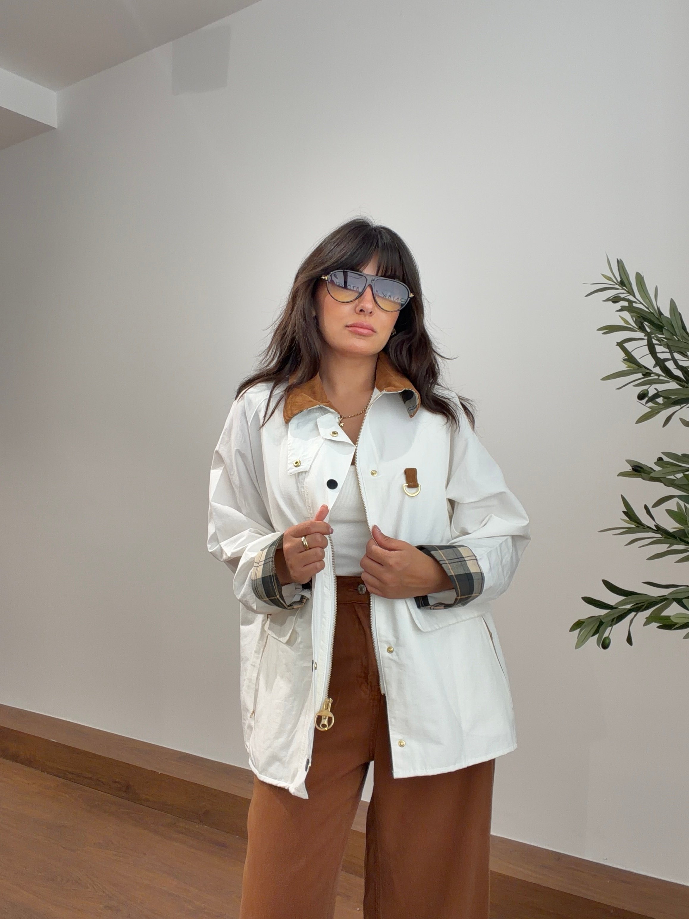 Orijinal Model , Premium Kalite ,Brb Mevsimlik Mont Beyaz