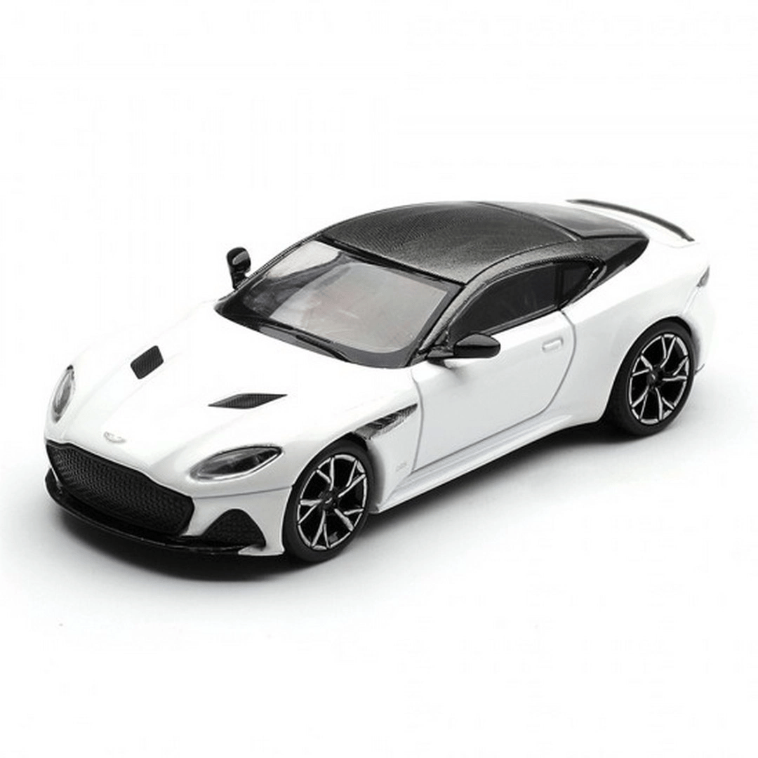 1/64 Aston Martin DBS Stratus White