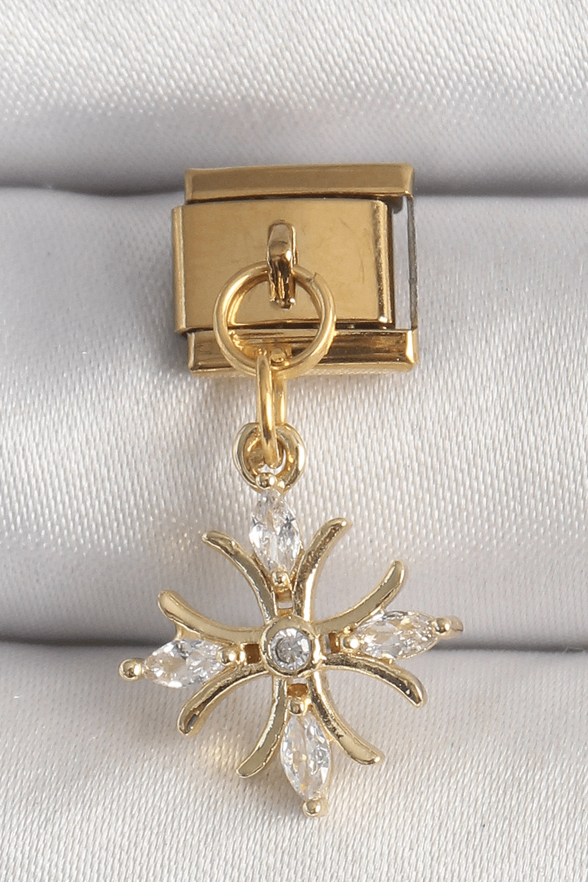 316L Çelik Gold Renk Sallantı Zirkon Taşlı Kar Tanesi Model Nomination Charm