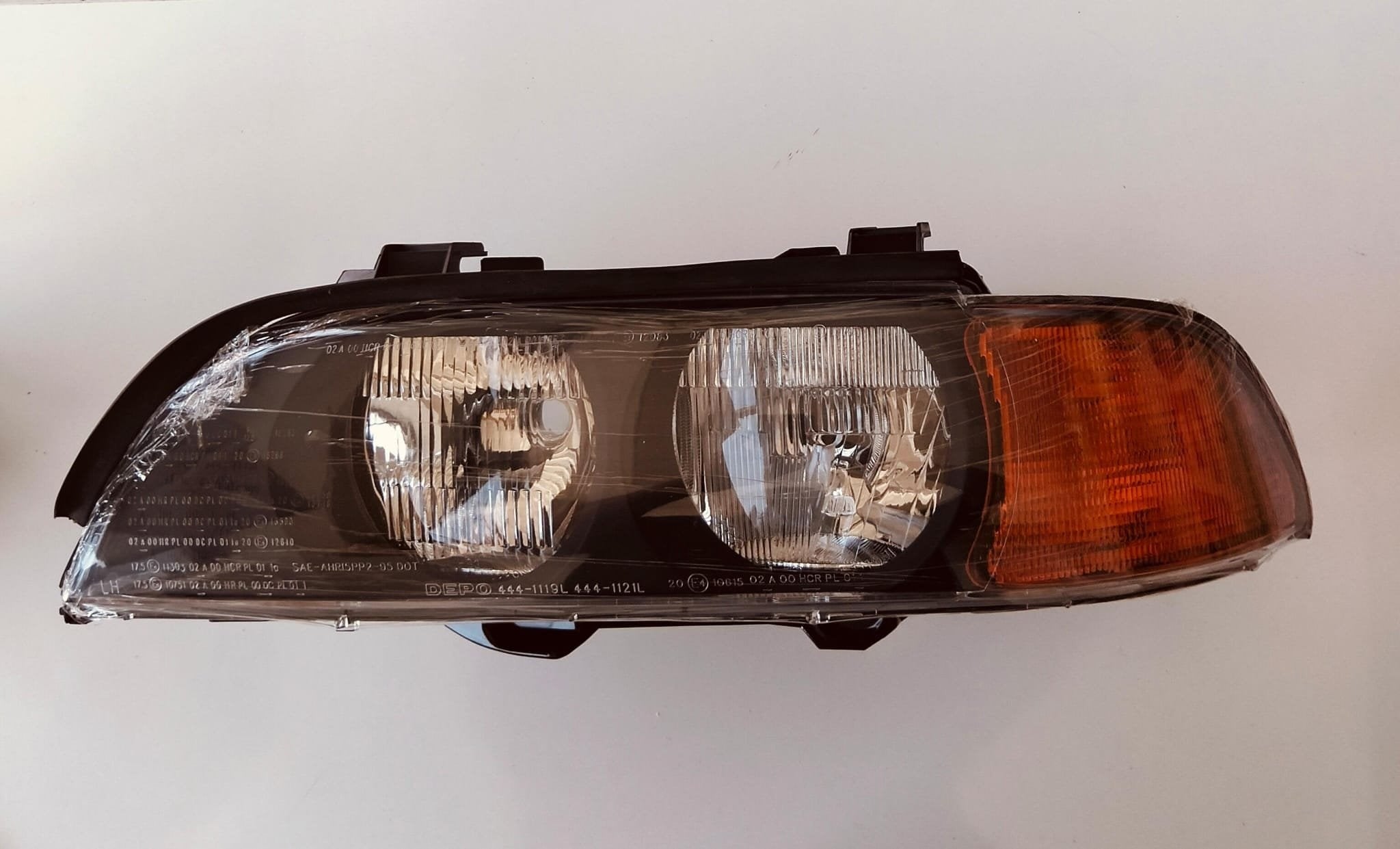 bmw-e39-sol-far-sari-96-00-566-18.jpg
