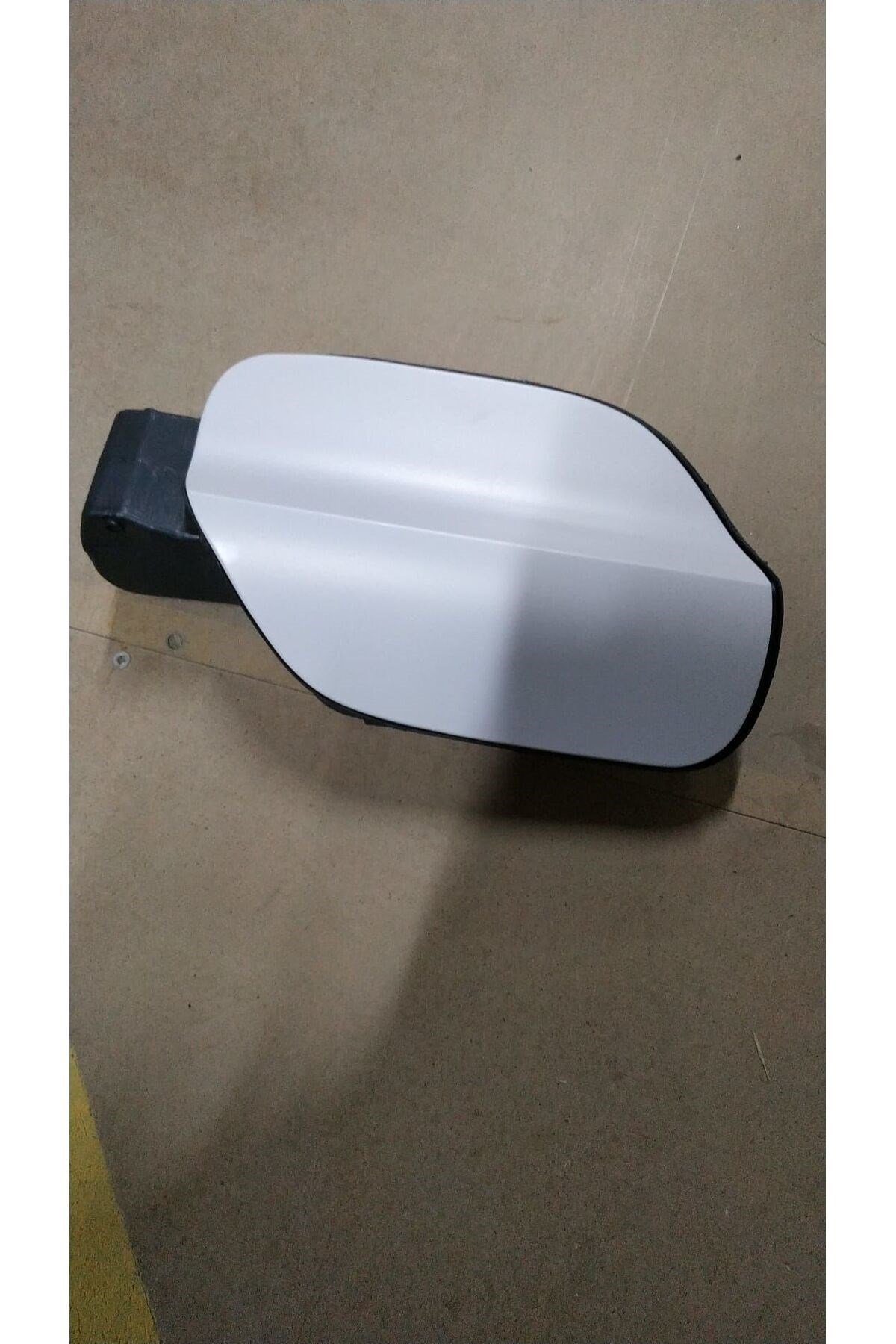 passat-b8-yakit-depo-kapagi-2014-3g580-37-ee4.jpg