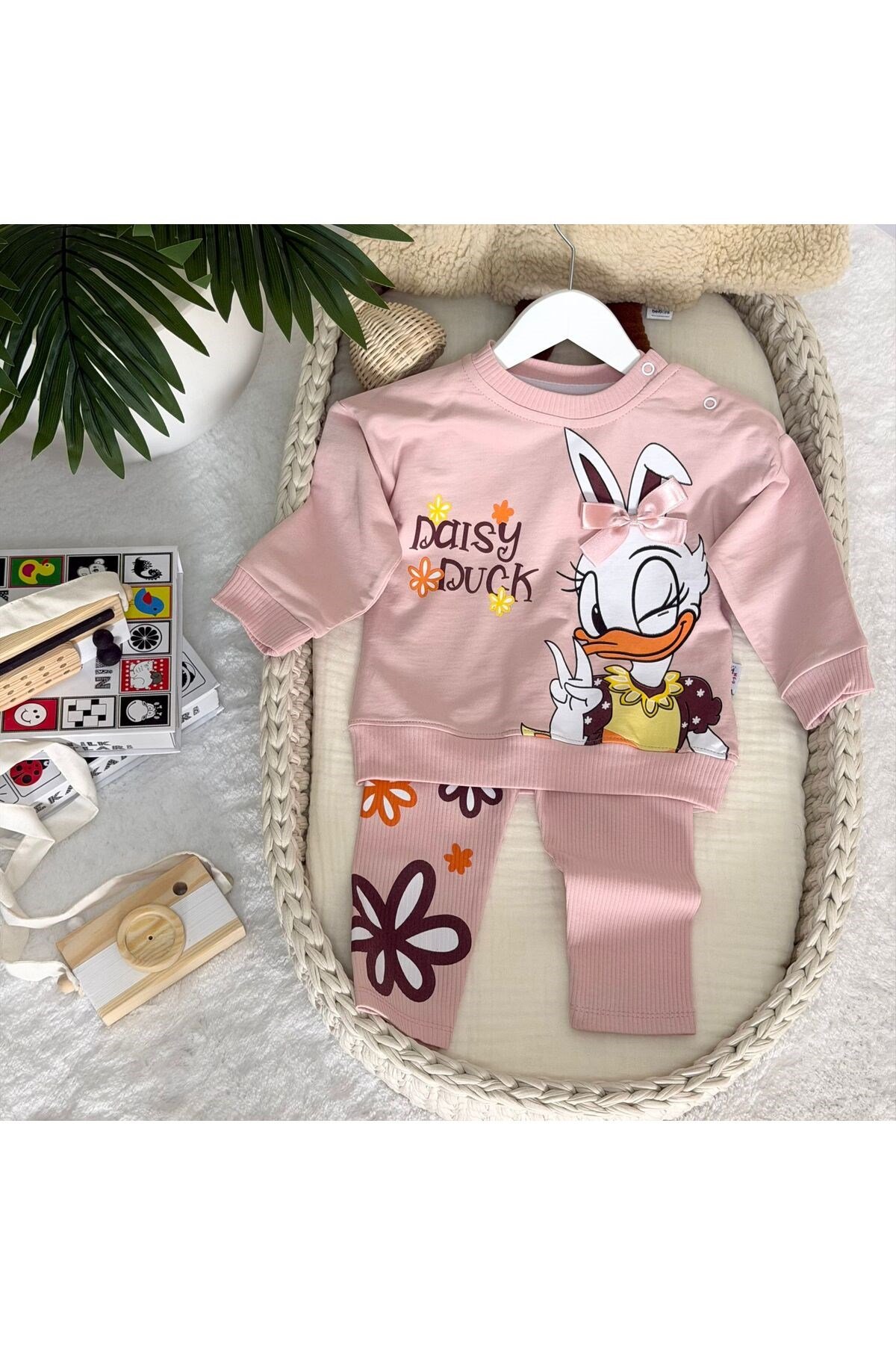 Dasiy Duck Baskılı Kız Bebek Alt Üst Takım