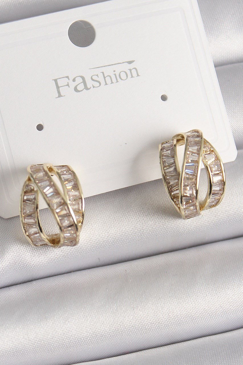 Pirinç Gold Renk Zirkon Taşlı Düğüm Halka Model Kadın Küpe Diğer