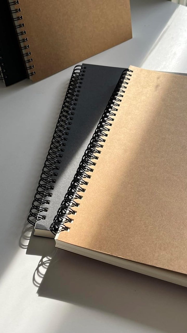 Spiralli Defter, Kraft Kapaklı, B5 Boyutunda 182x257 Mm , 100 Yaprak Çizgili Çok Renkli