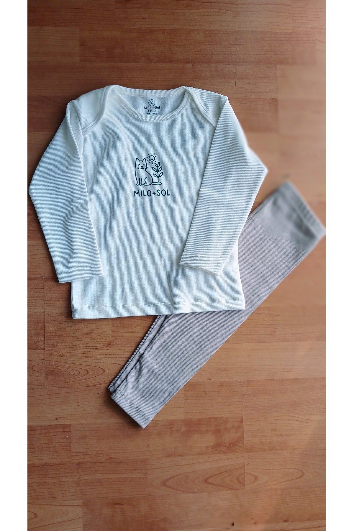 Milo+ Sol Pamuklu 2’li Set – Uzun Kollu Üst + Ribana Pantolon