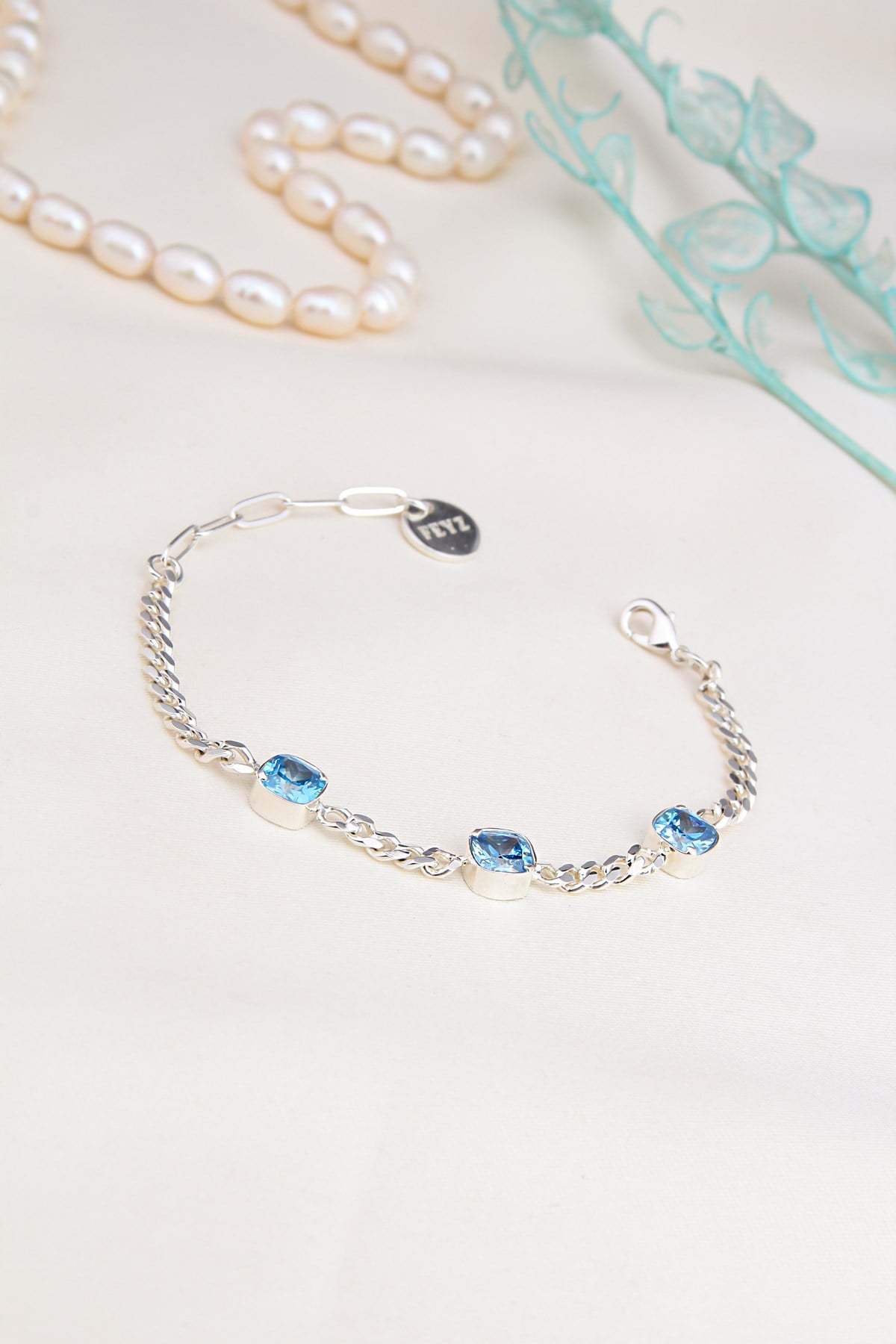 Aquamarine Rengi Zirkon Taşlı Gurmet Zincir 925 Ayar Gümüş Bileklik