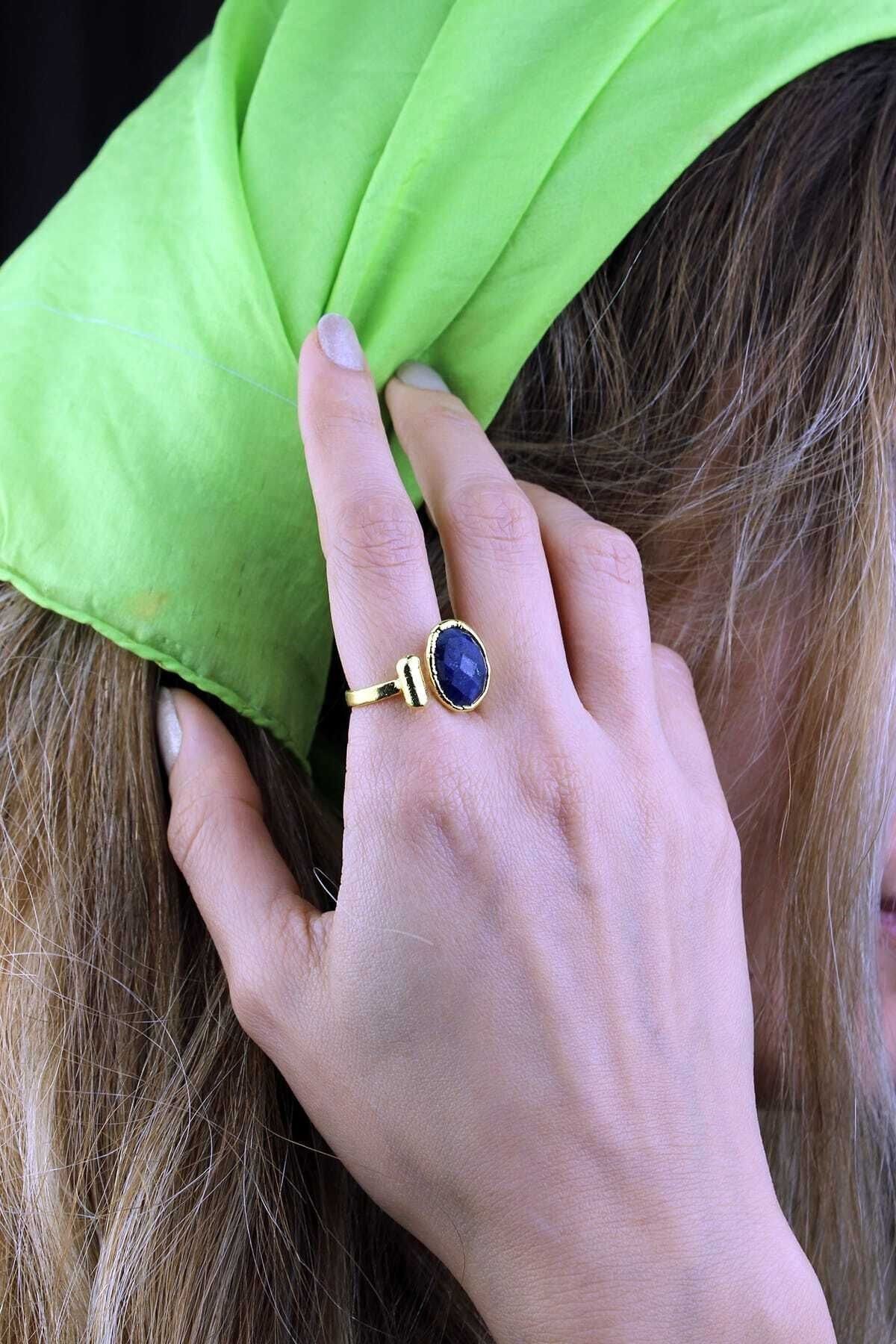 Safir Taşı Oval Tasarım Yüzük