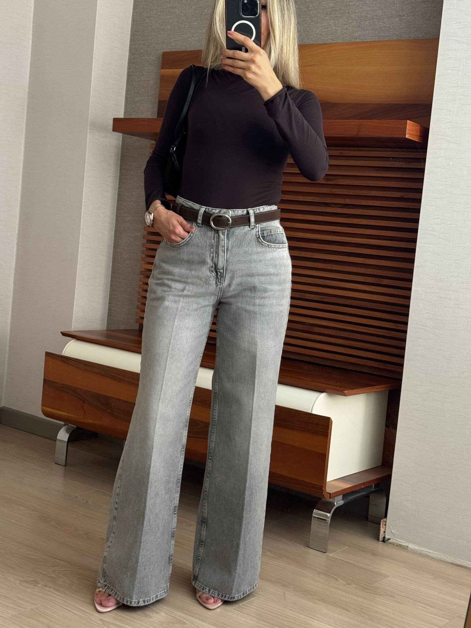 KEMERLİ WİDELEG JEAN PANTOLON