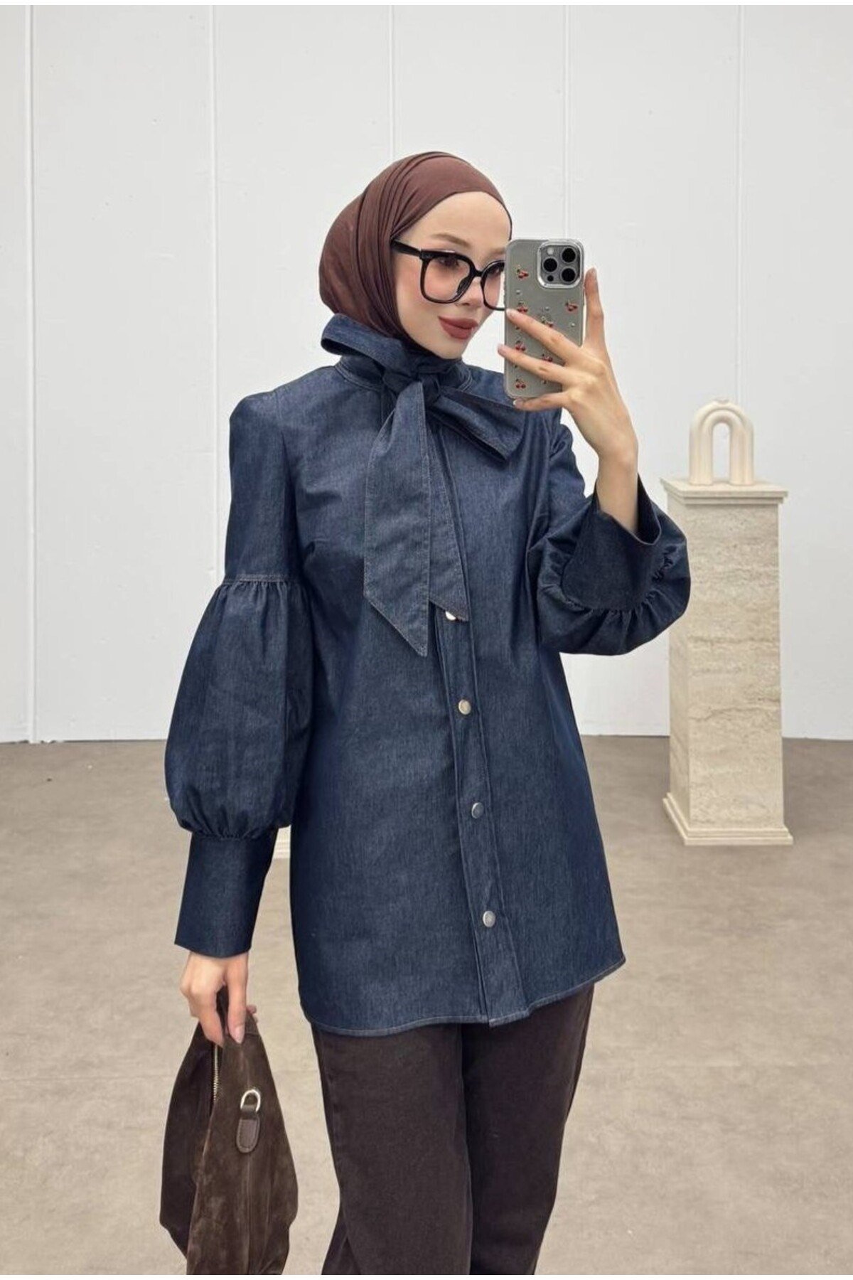 Denim Tesettür Balon Detaylı Kuşaklı Gömlek