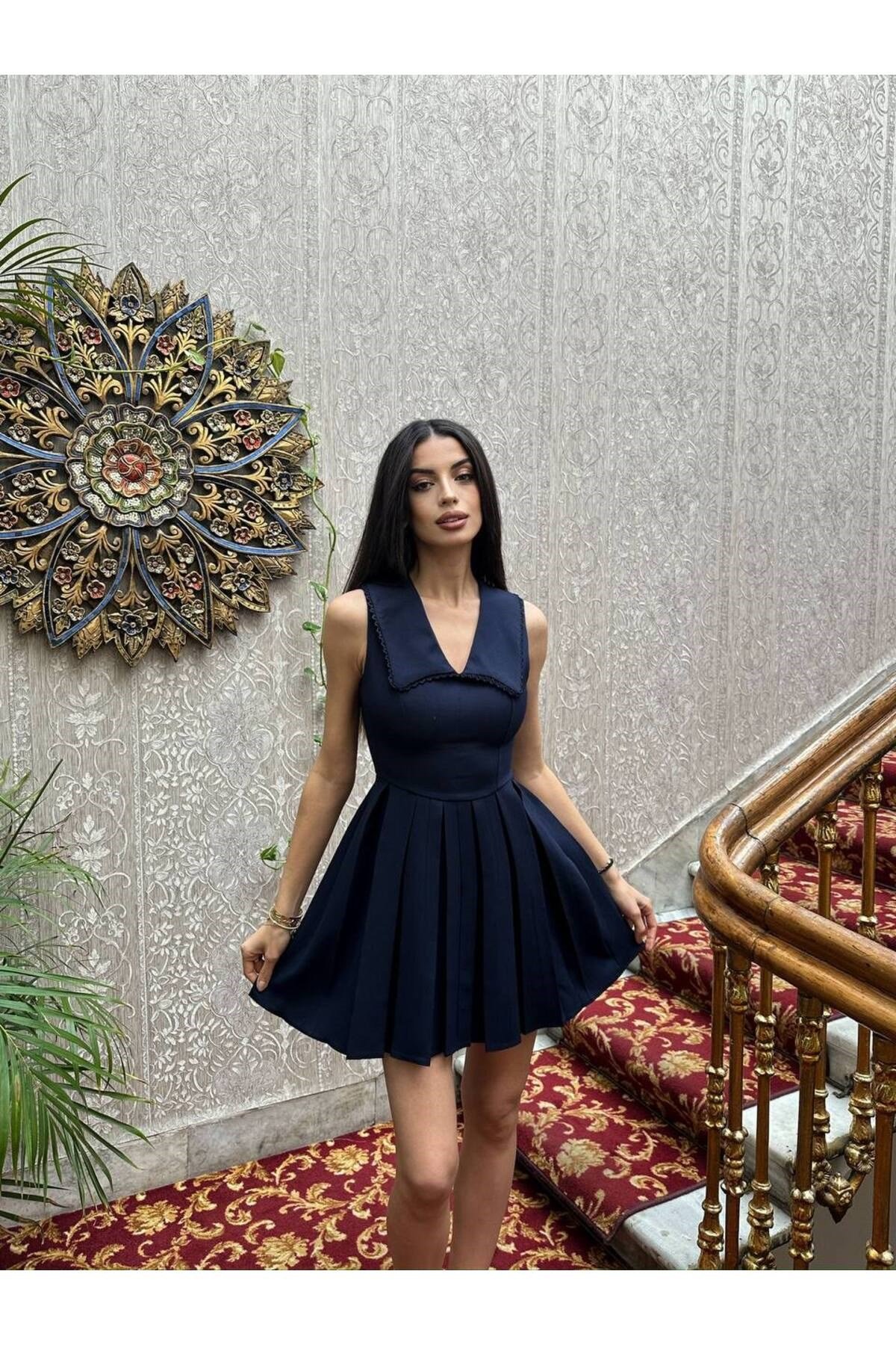 Kadın Viral Yeni Sezon Eteği Pileli Mini Elbise