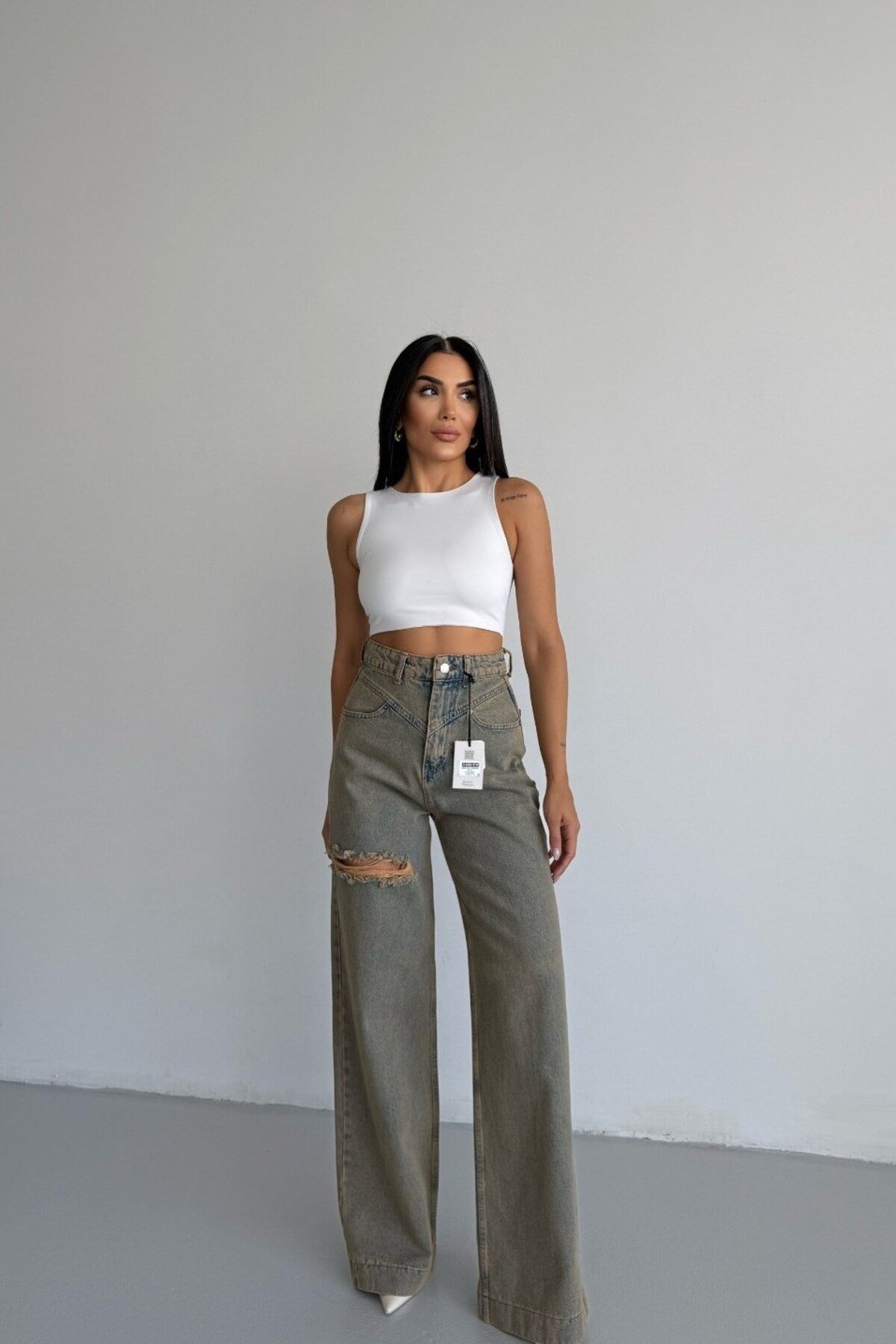 Yüksek Bel Asimetrik Kemerli Wide Leg Jean Pantolon