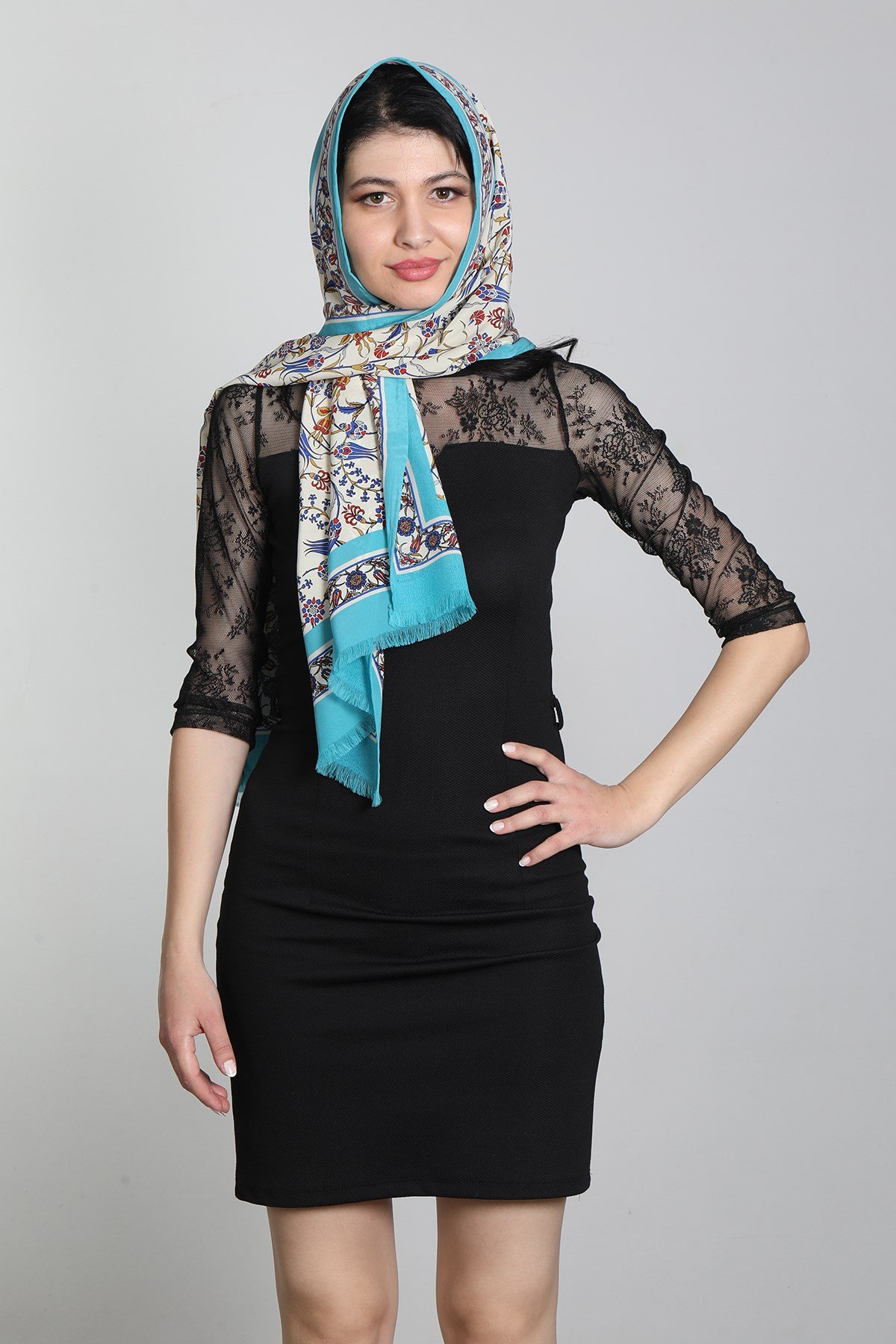Ekru Turkuaz Medine İpek Eşarp Şal