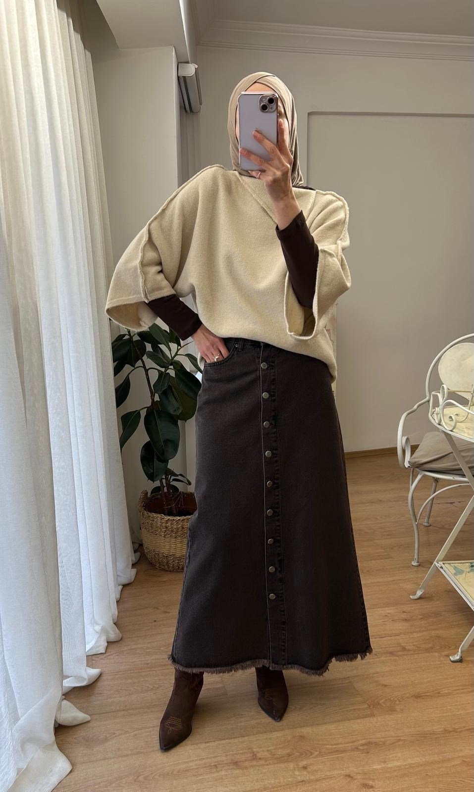 KAHVERENGİ ÖNDEN DÜĞMELİ  DENİM ETEK