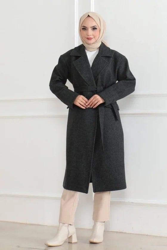 Kaşe Kaban Uzun Boy 115 Cm Kruvaze Yaka Kuşaklı Astarlı Tesettür Kaban Yünlü - Siyah