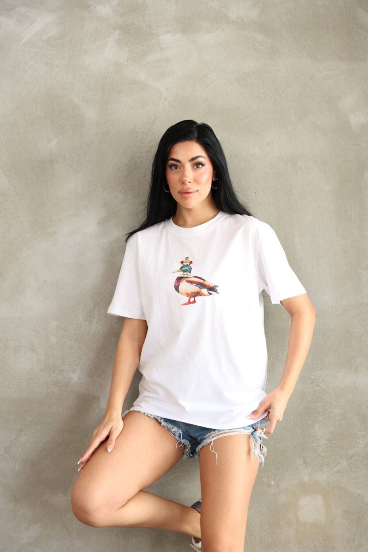 Ördek Baskılı Pamuklu Taşlı Oversize T-shirt