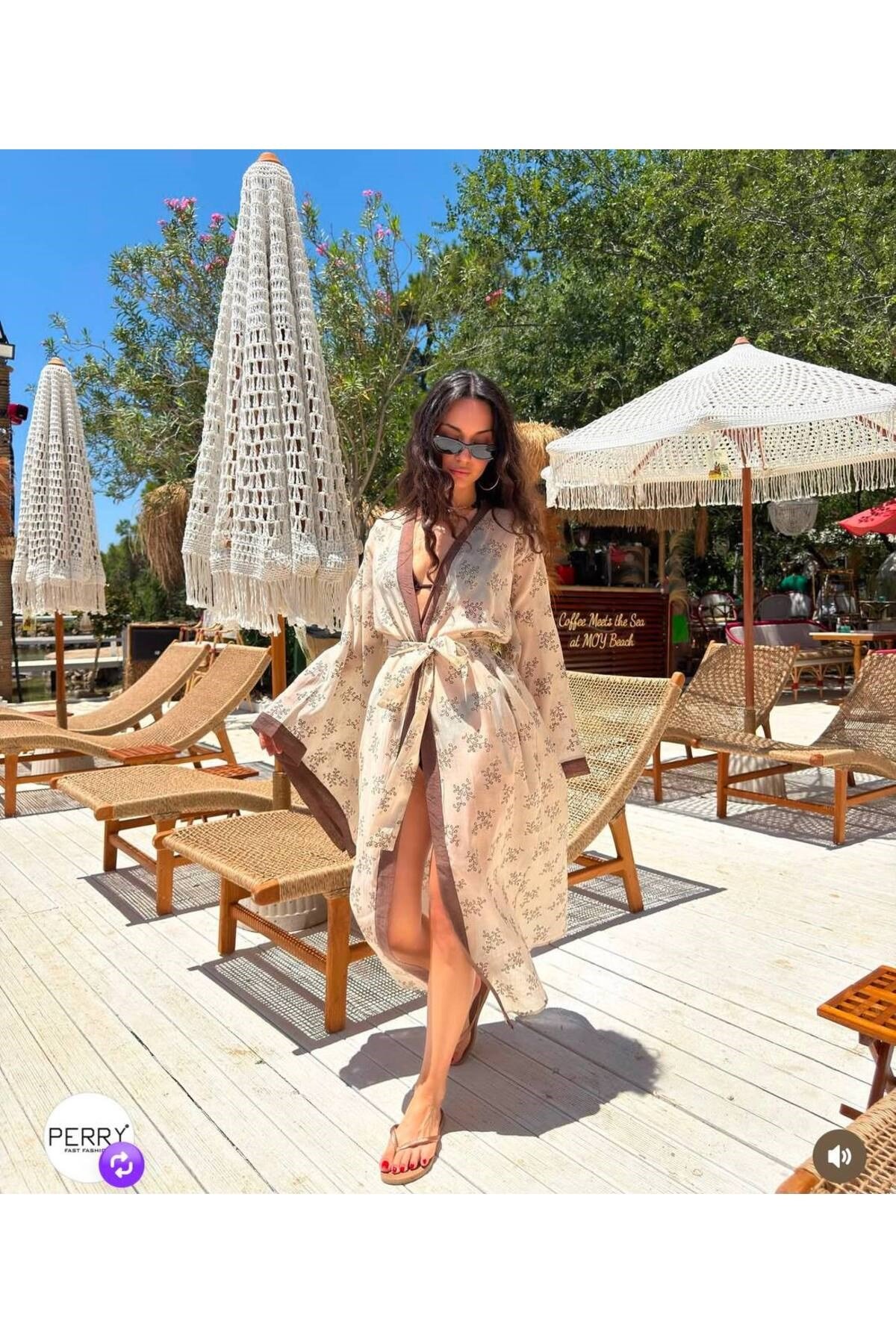 Taş Rengi Nakış İşlemeli Yarasa Kol Uzun Kimono, Pareo