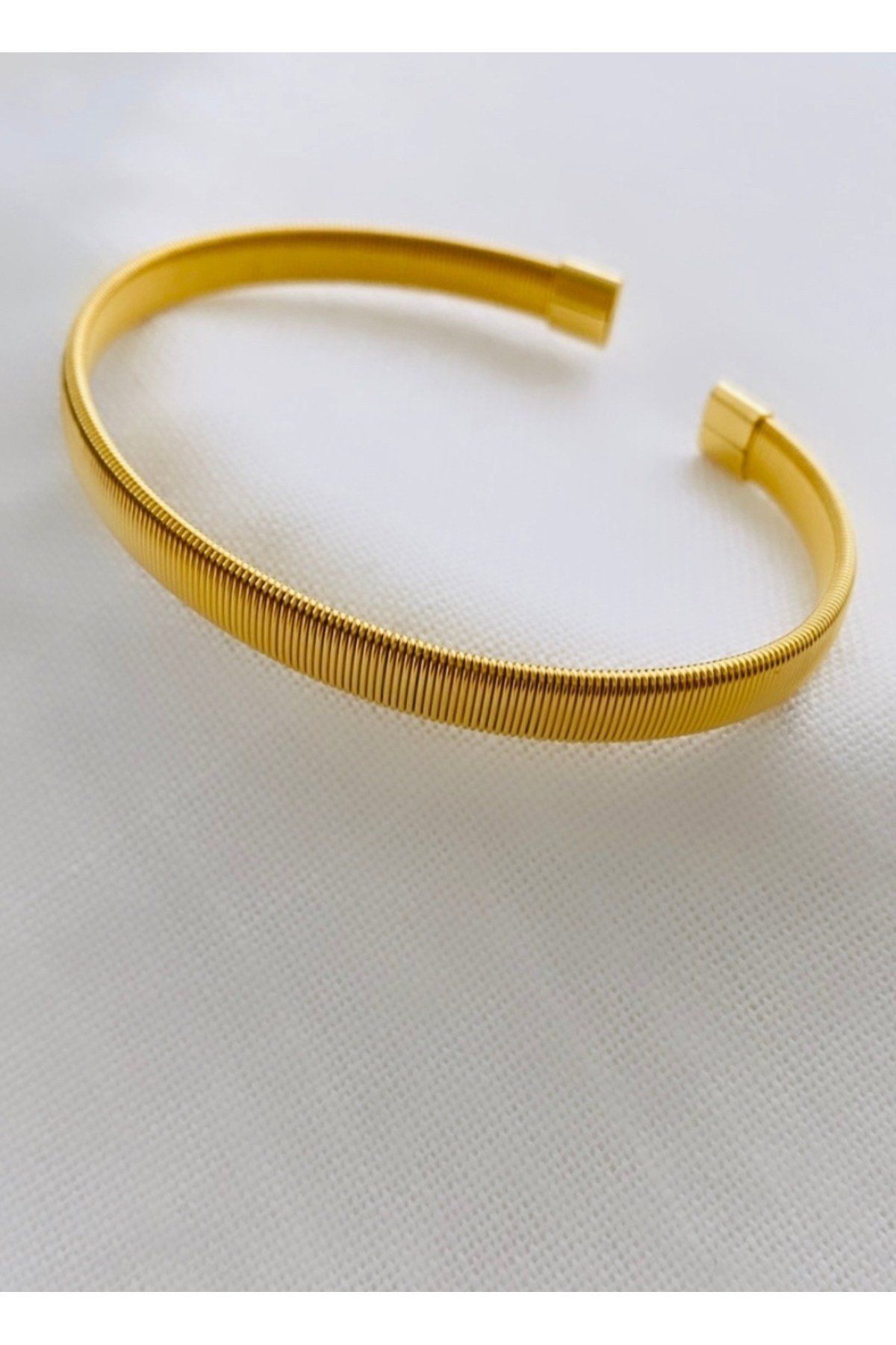 Çelik Tırtıklı Model Unisex Kelepçe Bileklik (5 mm)