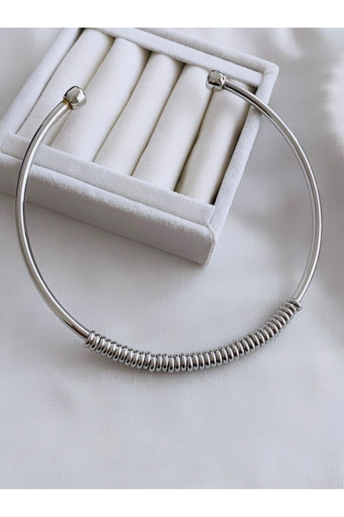 İthal Çoklu Sabit Halka Model Choker Kolye