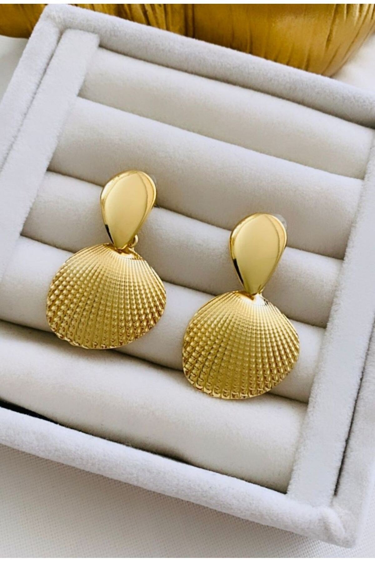 İthal Deniz Kabuğu Küpe (4,5 cm)