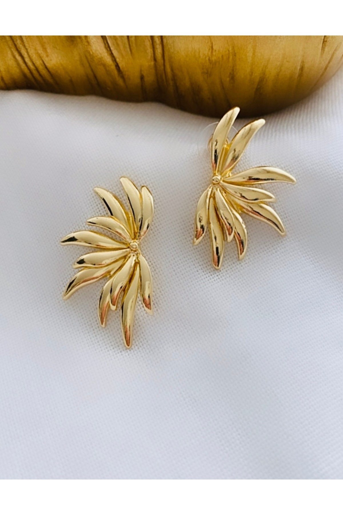 İthal Flower Küpe ( 4 cm)