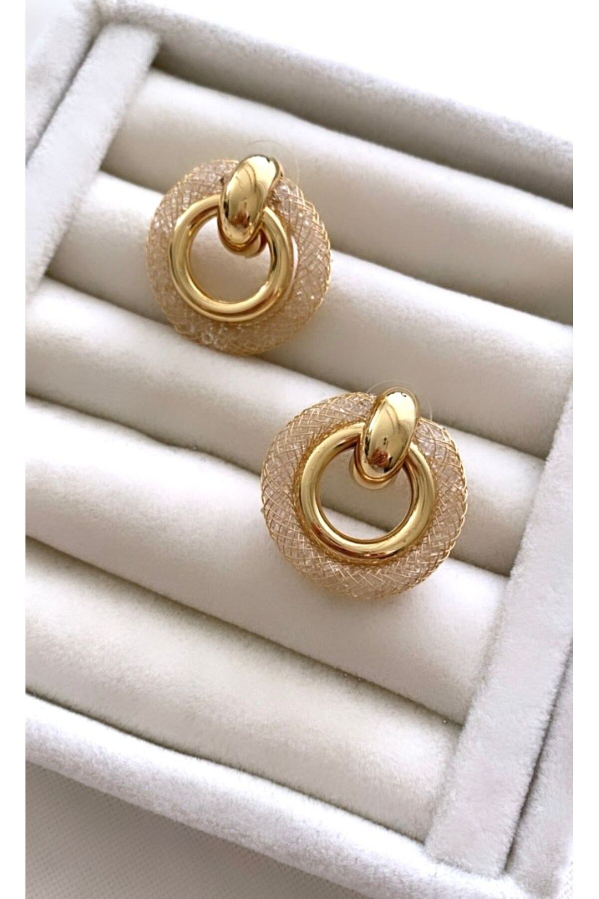 İthal Hasır Görünümlü Halka Küpe (2,5 cm)