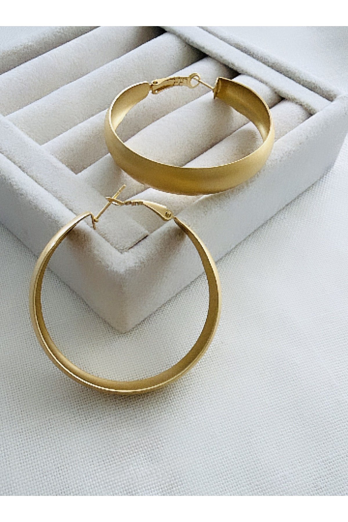 İthal Mat Rodyum Kaplama Kalın Gold Halka Küpe (5 CM)
