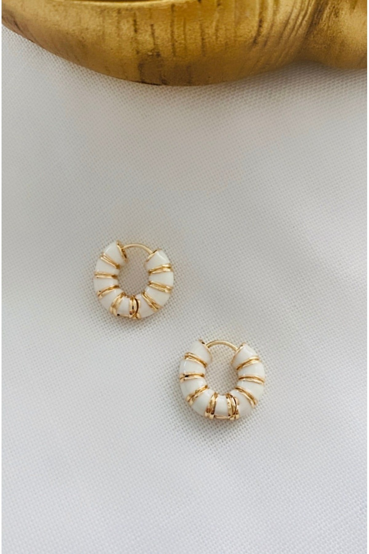 Renkli Mineli Minimal Halka Küpe (17 mm)