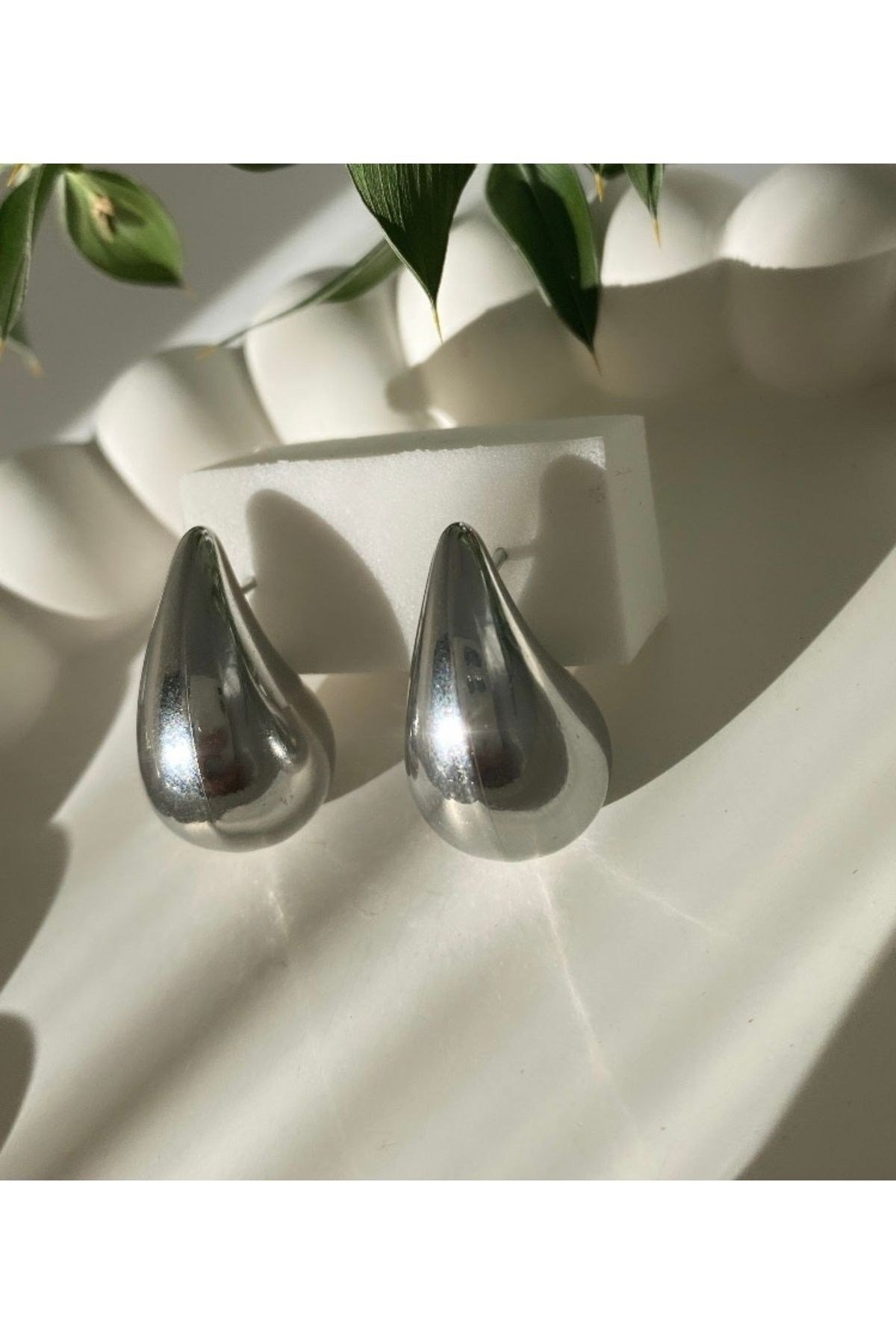Silver Çelik Mini Damla Küpe (1,5 CM)