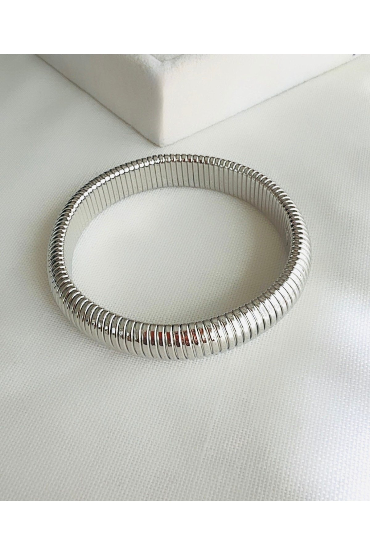 Unisex Model Esnek Gümüş Bileklik (12 MM)