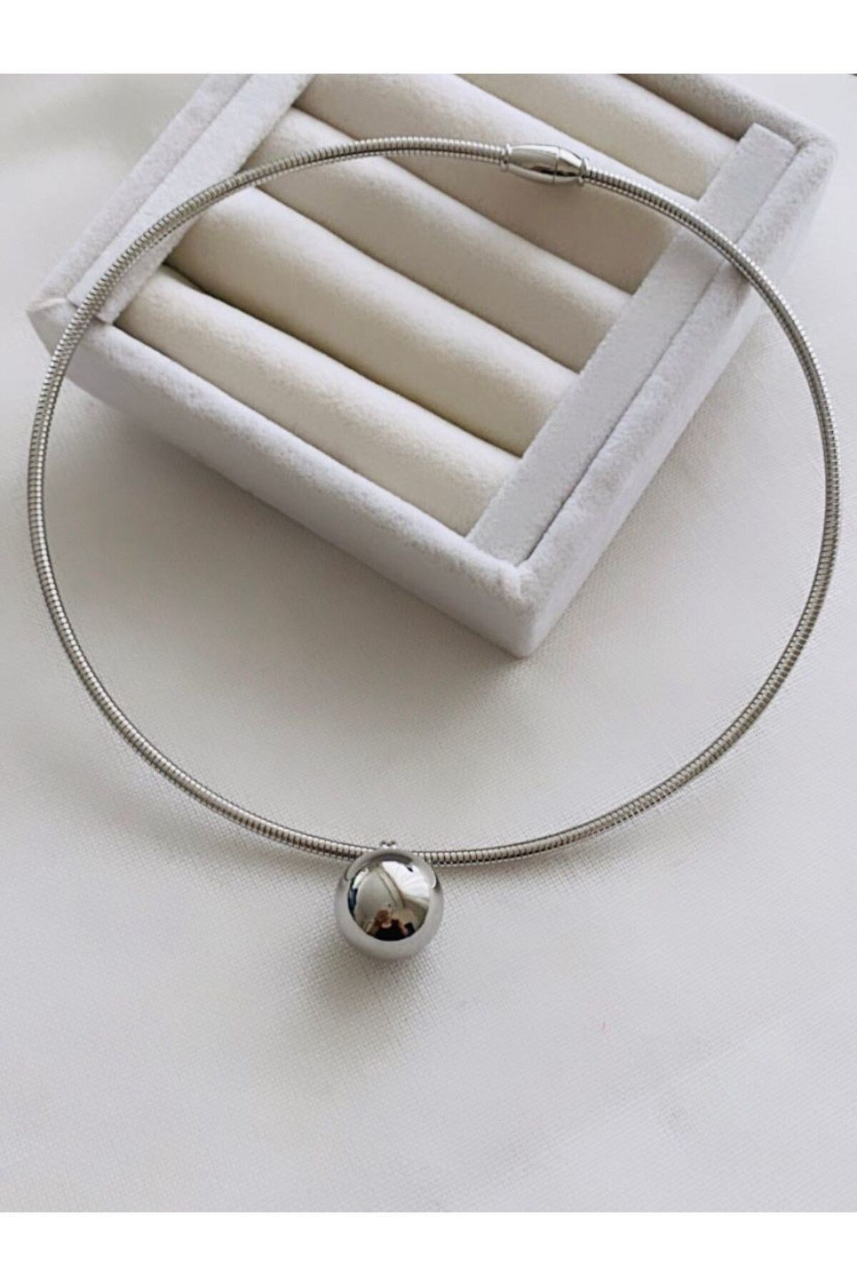 Vip Seri Top Detay Chocker Kolye