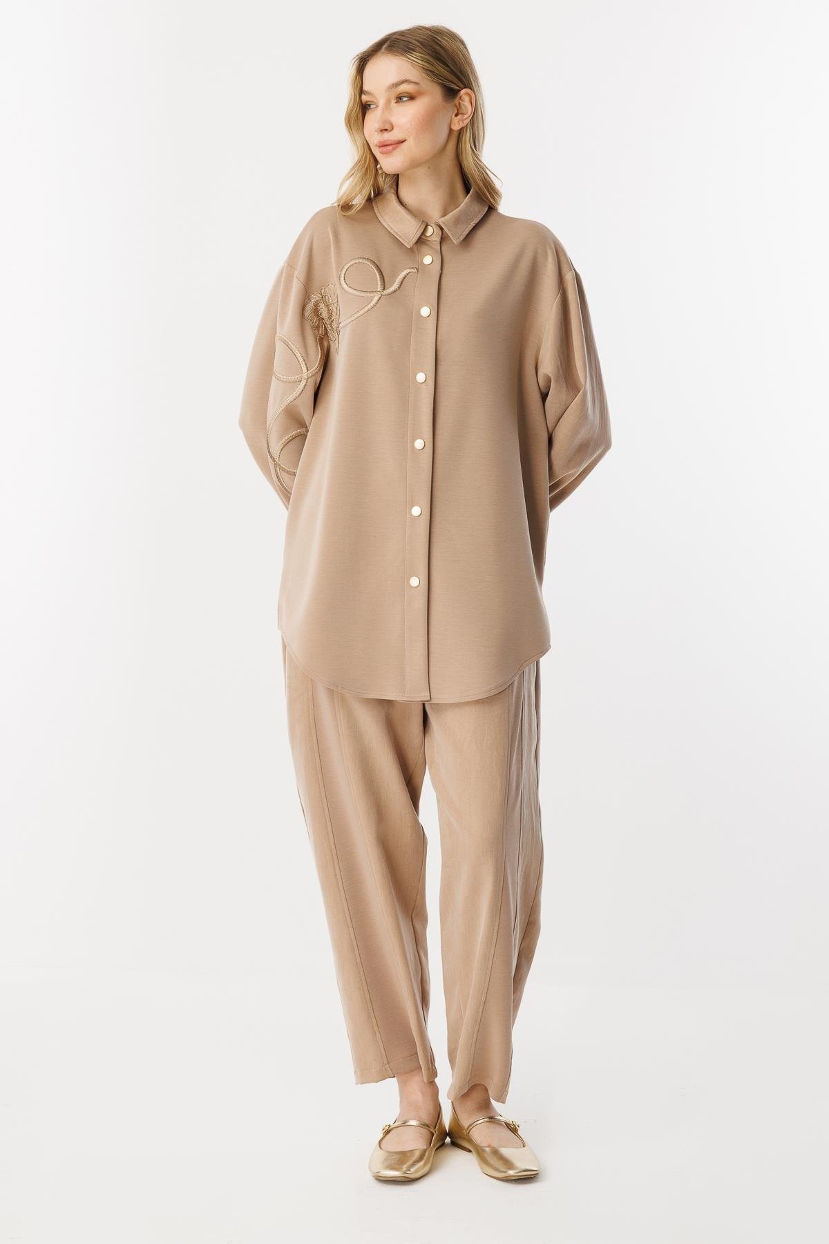 GHİSA Gül Nakış Detaylı Önden Çıtçıtlı Tunik Pantolon Takım