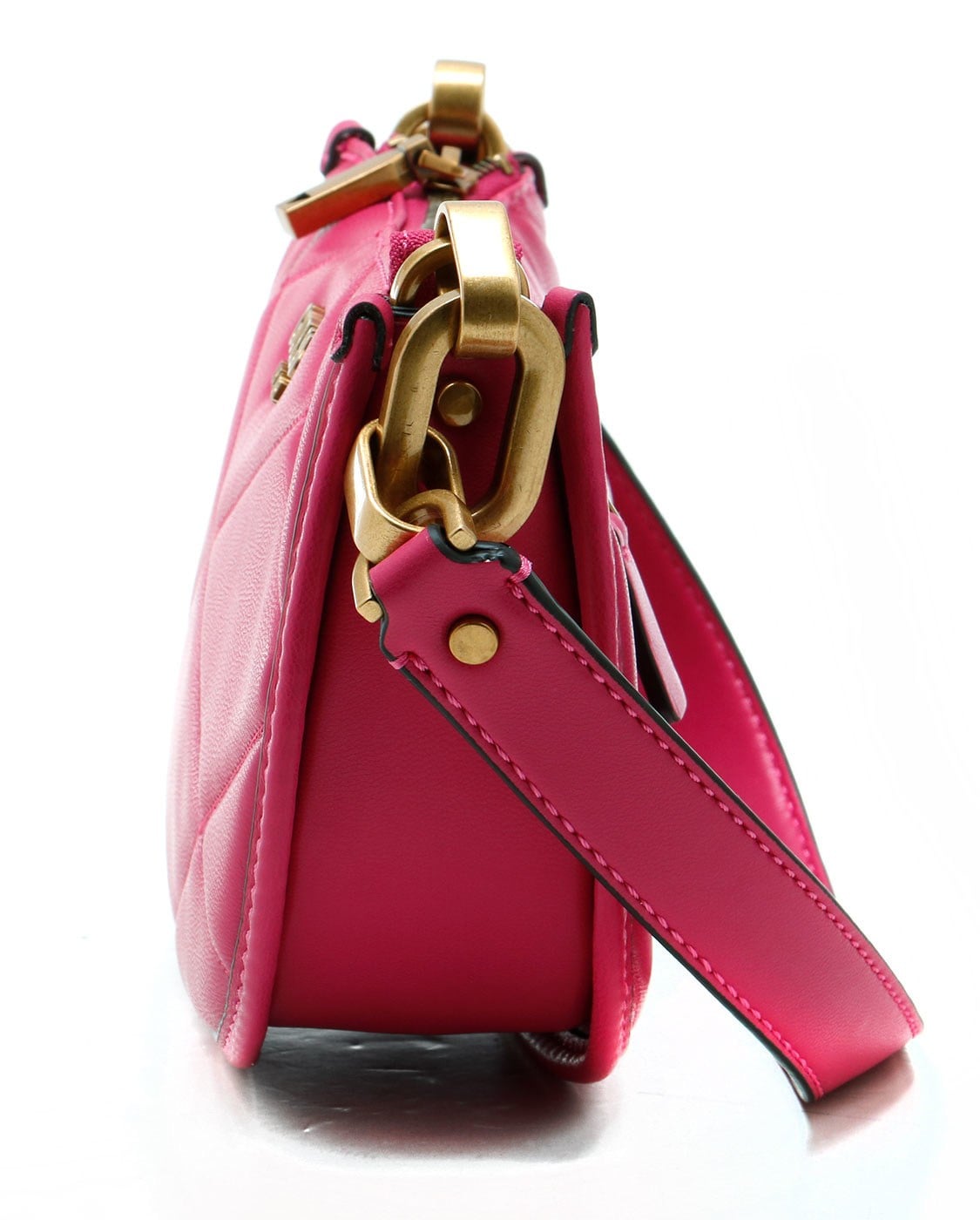 GUESS Geniş Kapitone davet çantası