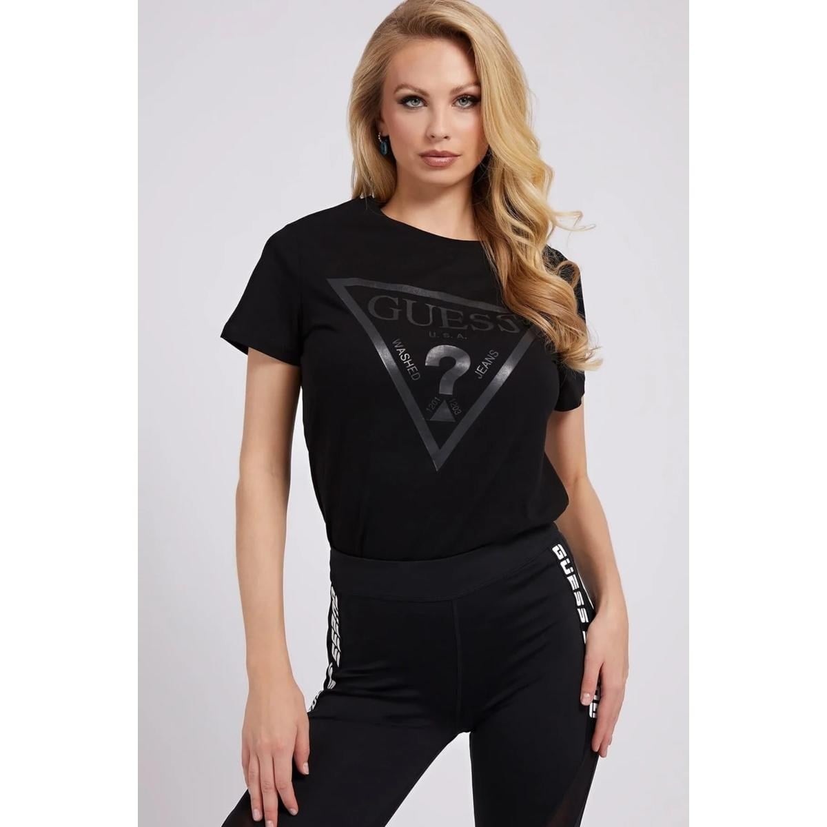 GUESS Önde logolu t-shirt