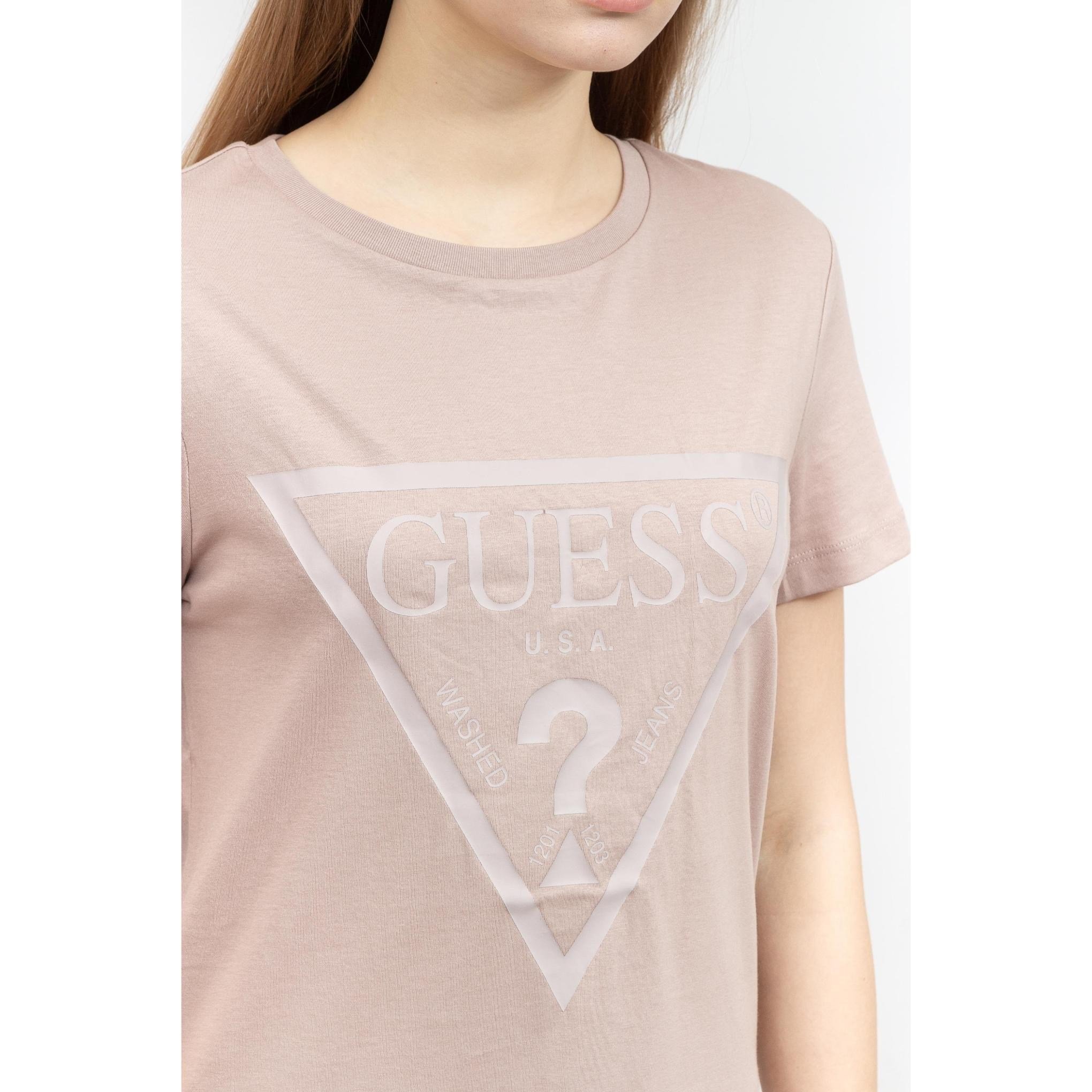 GUESS Önde logolu t-shirt