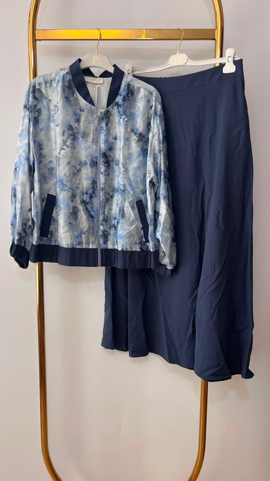 JENNE Batik Desenli Bomber Ceketli Kısa Etek Takım