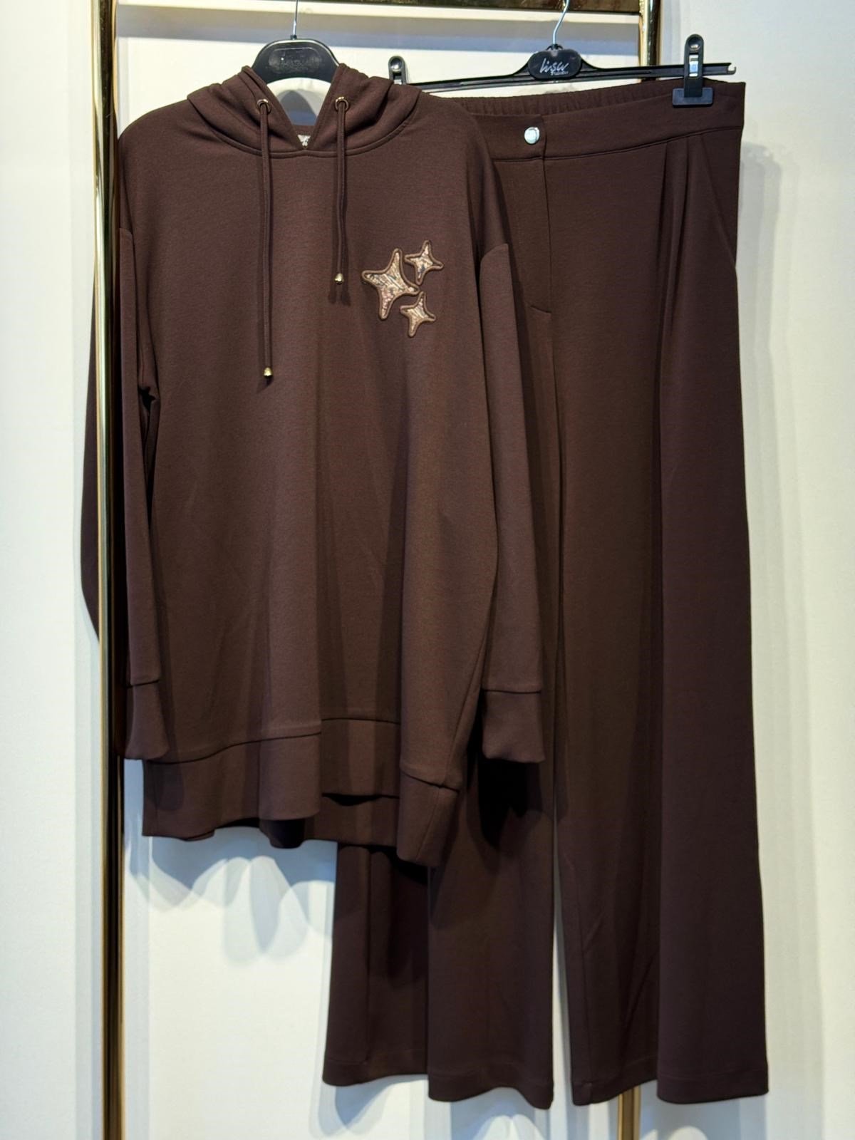 LİSA EXCLUSİVE Göğüs Nakış İşlemeli Sweat Pantolon Takım