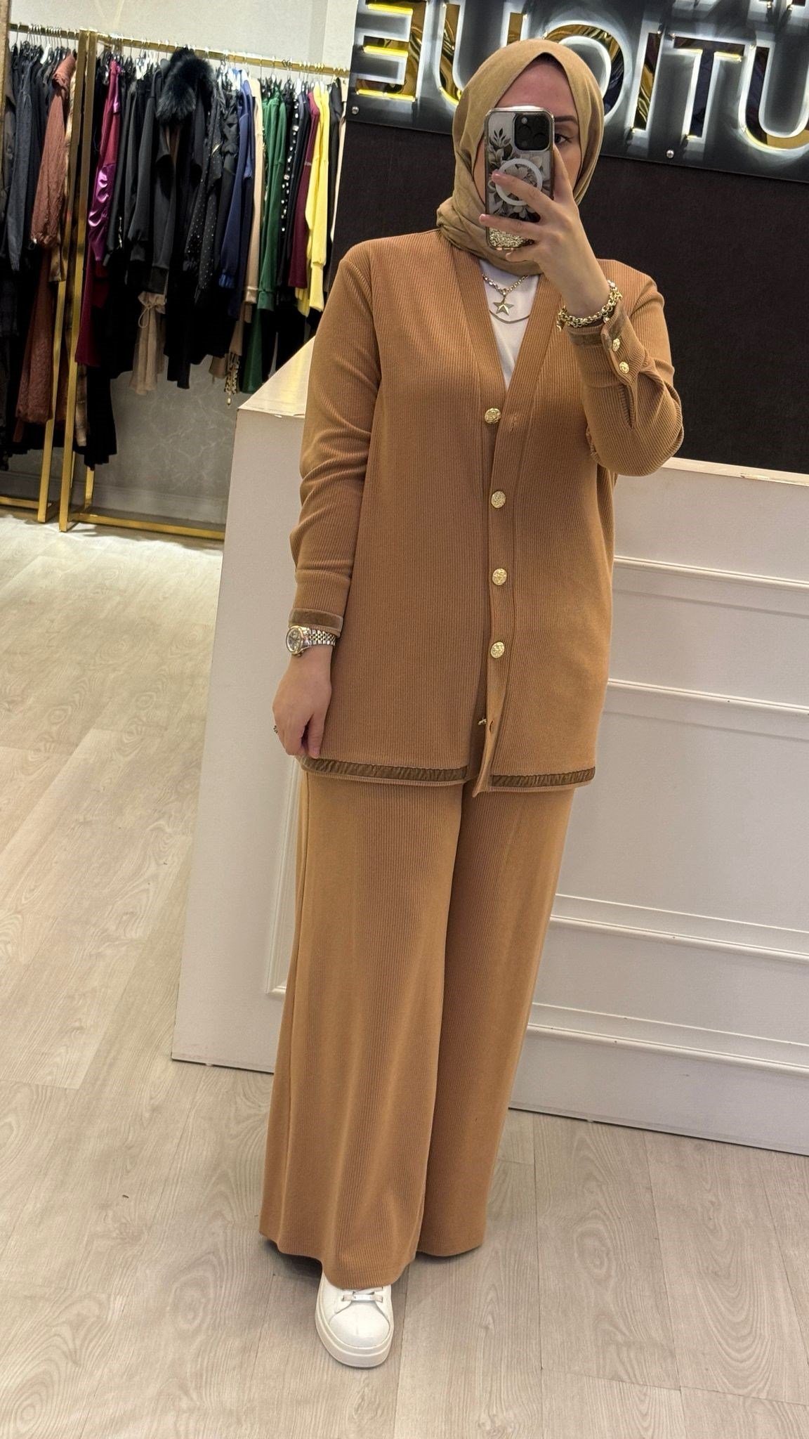 LİSA EXCLUSİVE Gold Düğmeli Triko Hırka Pantolon Takım