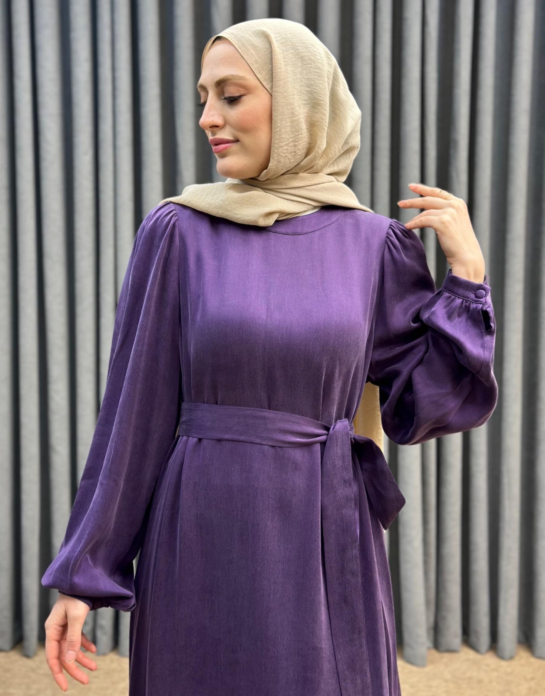 NUSS Kendinden Kemerli Belden Bağlamalı Uzun İpek Elbise