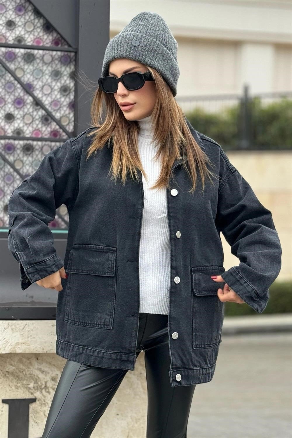 Kadın Siyah Geniş Cepli, Kaliteli Jeans Kumaş, Salaş Kot Ceket