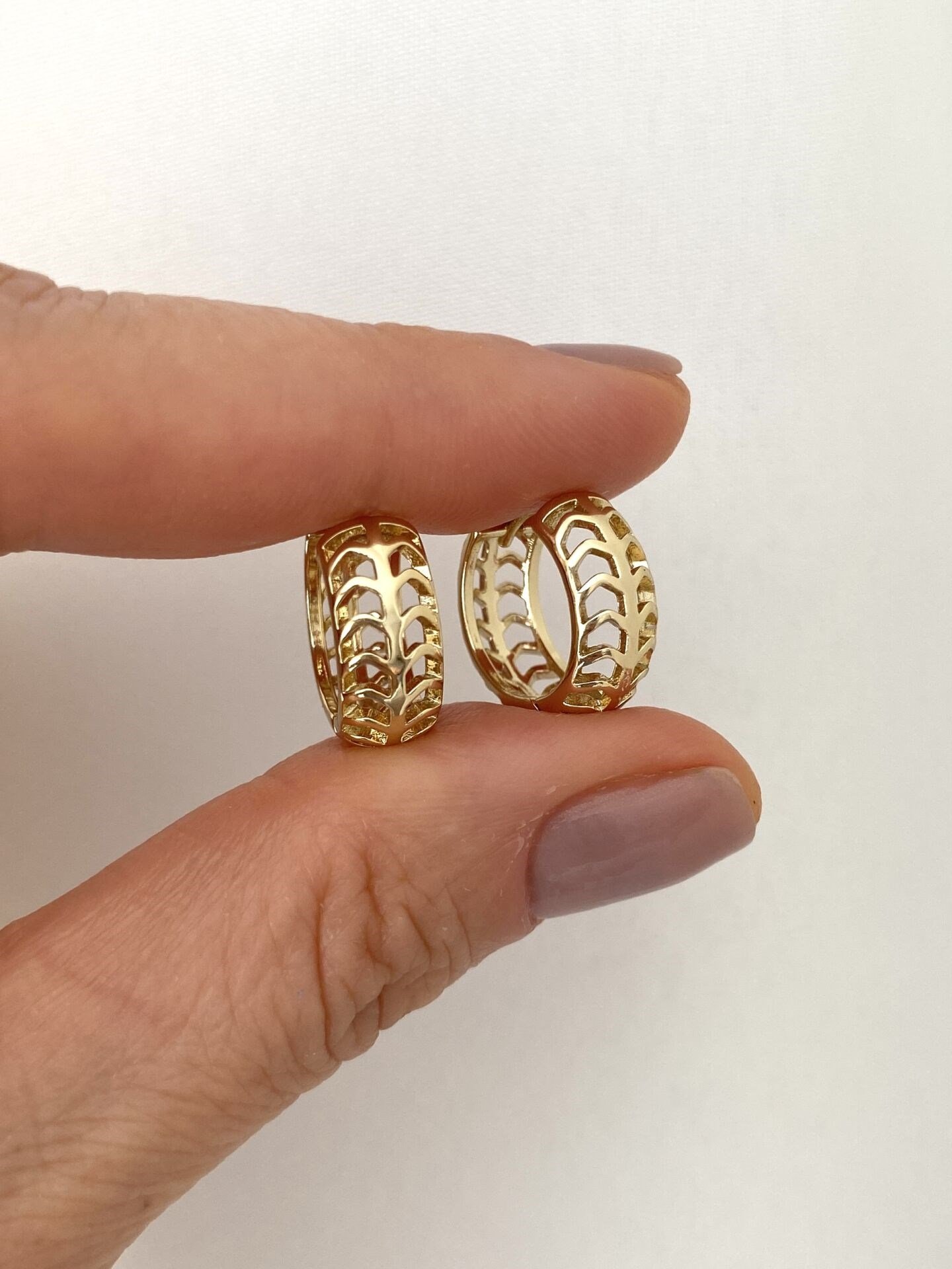Özel Seri Dantel Model Halka Küpe