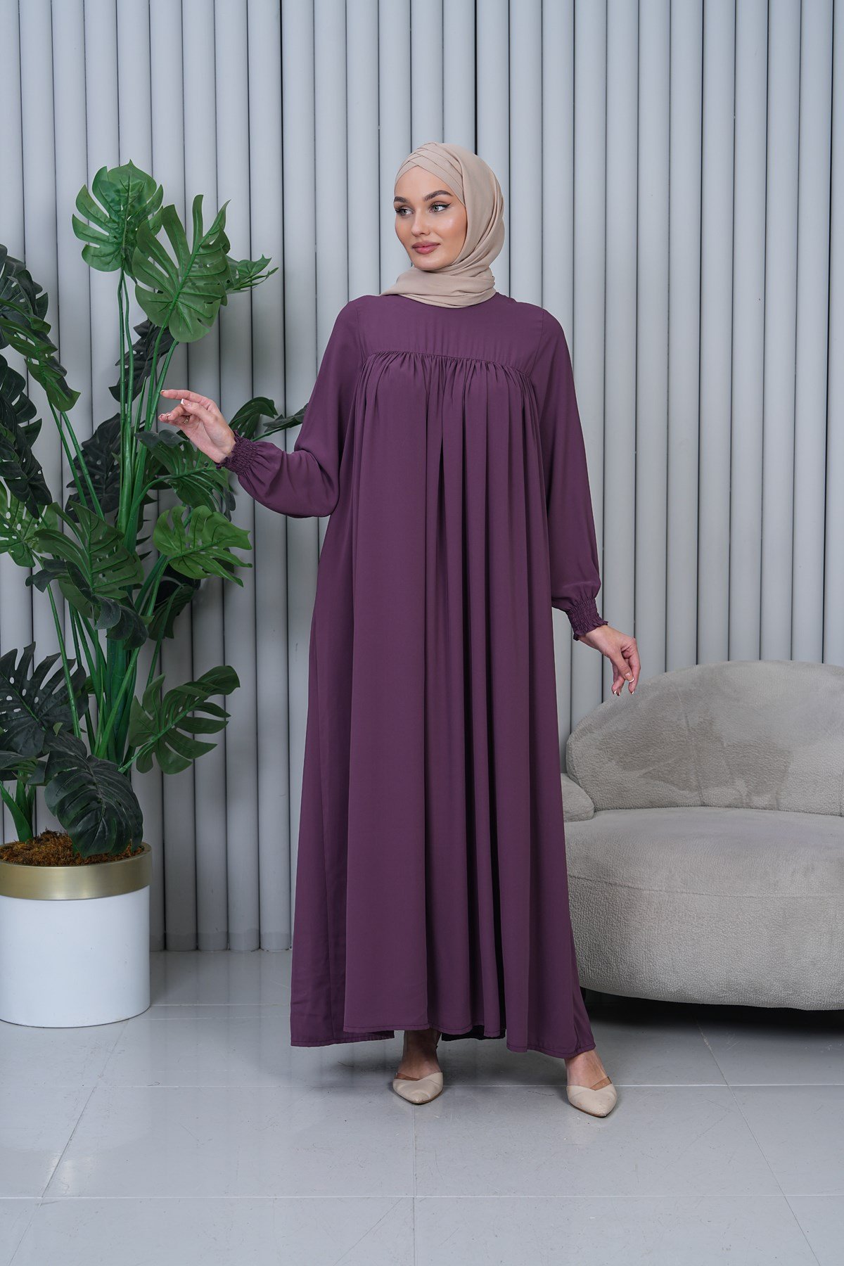 Mürdüm Medine İpeği Ferace Elbise, Robalı ve Yarım Fermuarlı Cepli