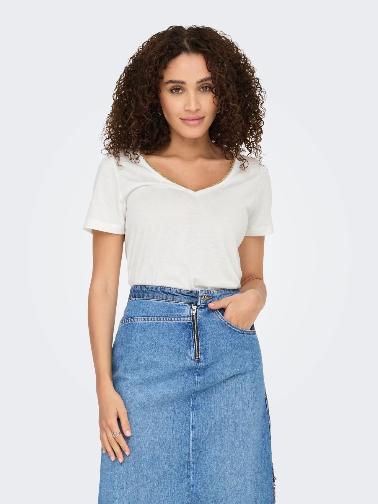 Jdy JDYDALILA S/S V- NECK LUREX TOP JRS ATK Beyaz Kadın Bluz