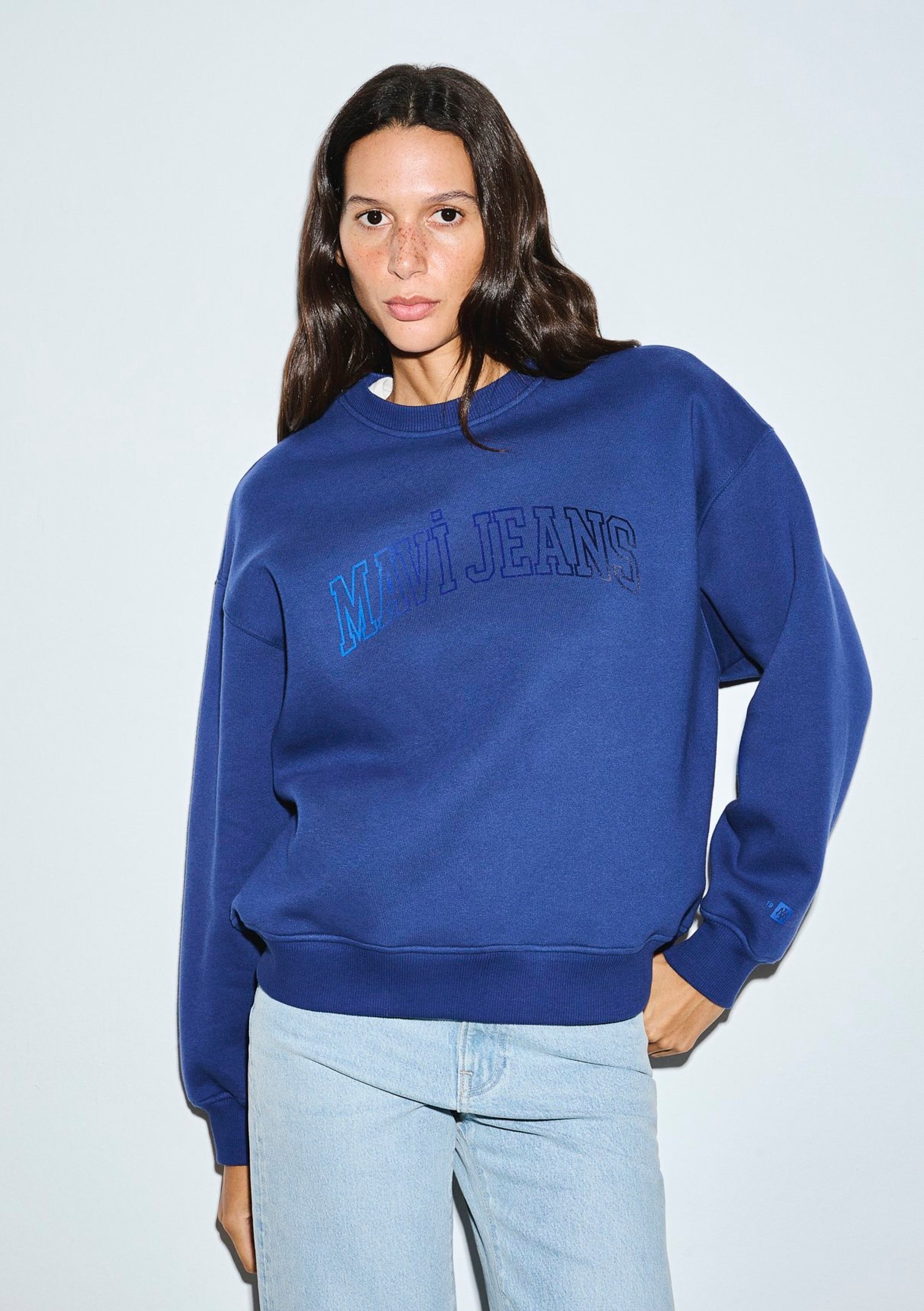 Mavi BİSİKLET YAKA LOGO SWEATSHIRT Koyu Saks Saks Kadın Sweatshirt M1S20131-70722