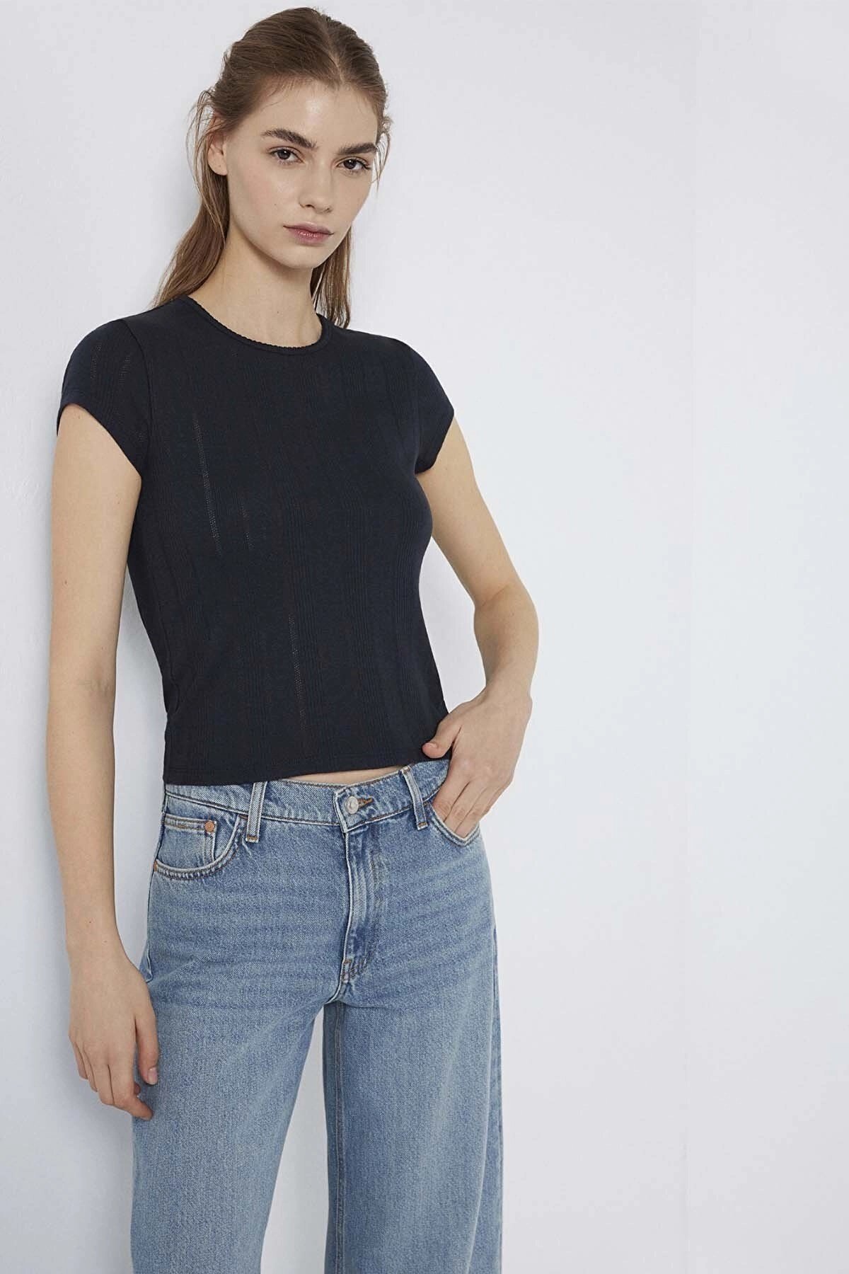 Mavi KISA KOLLU BASIC TİŞÖRT Dark Navy Lacivert Kadın T-Shirt