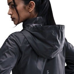 Nike W NK TEMPO REPEL JKT Siyah Kadın Ceket